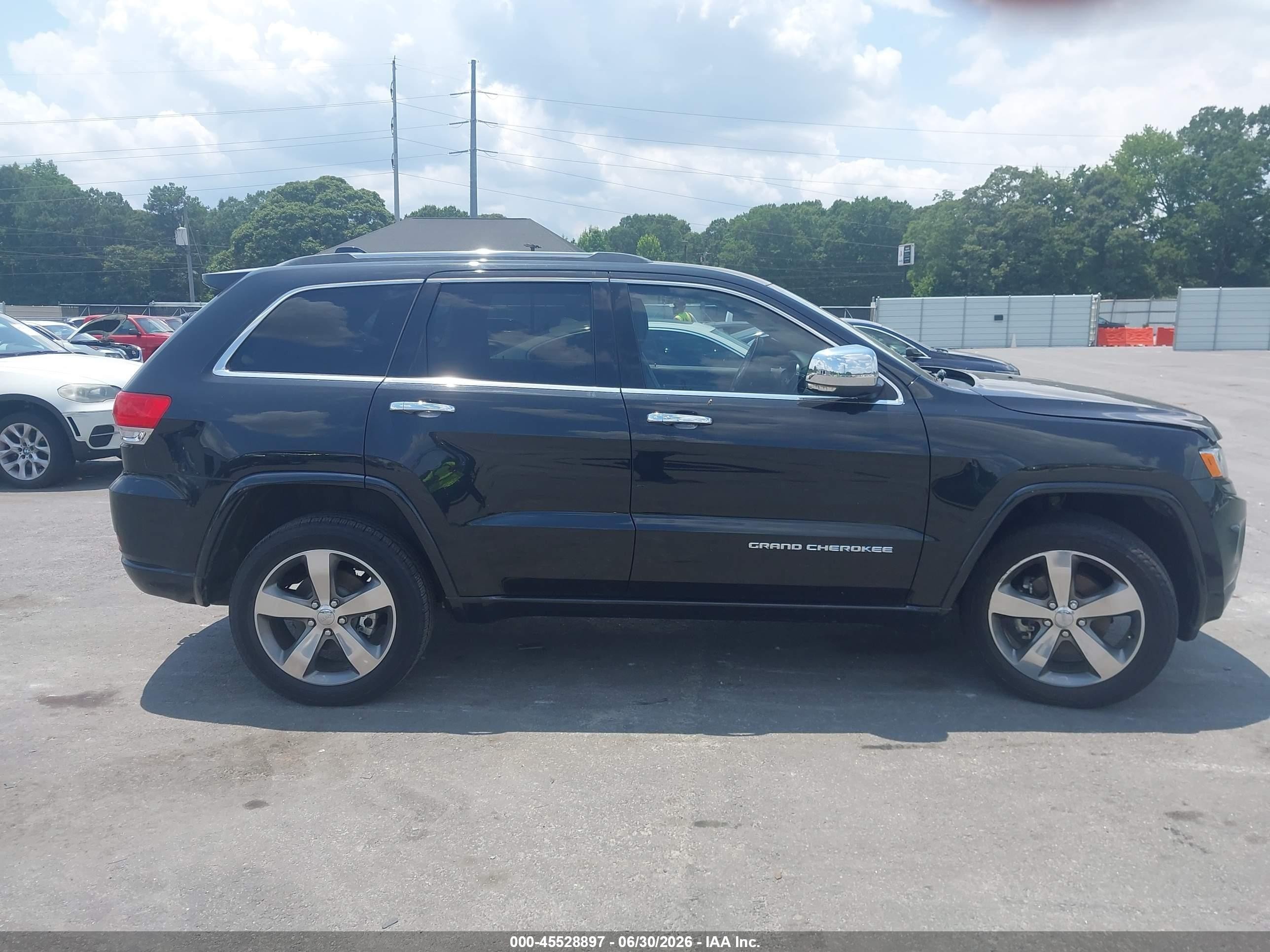 2015 Jeep Grand Cherokee Overland Gray vin: 1C4RJECM4FC920267