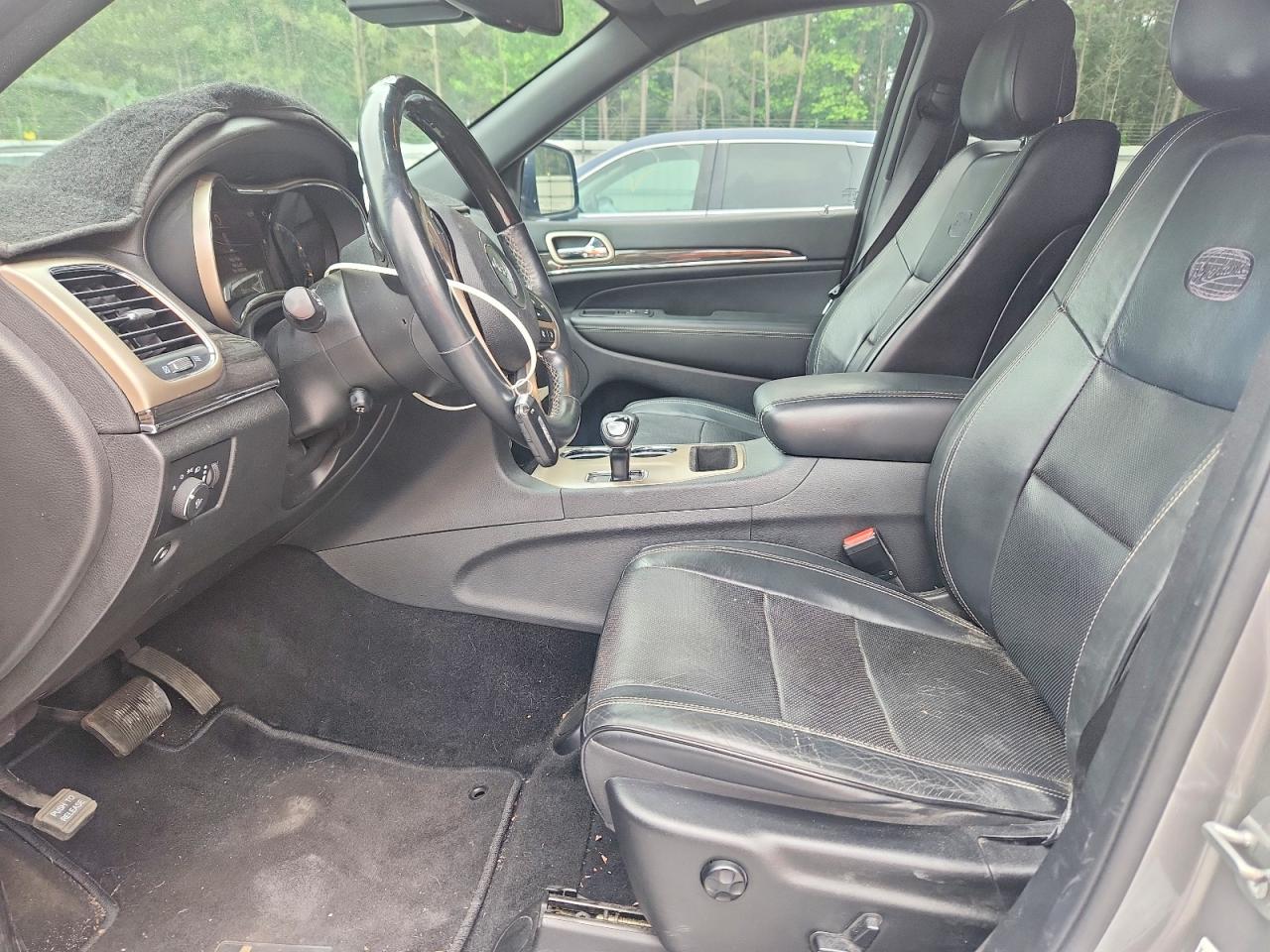 2014 Jeep Grand Cherokee Overland Silver vin: 1C4RJECM7EC532125
