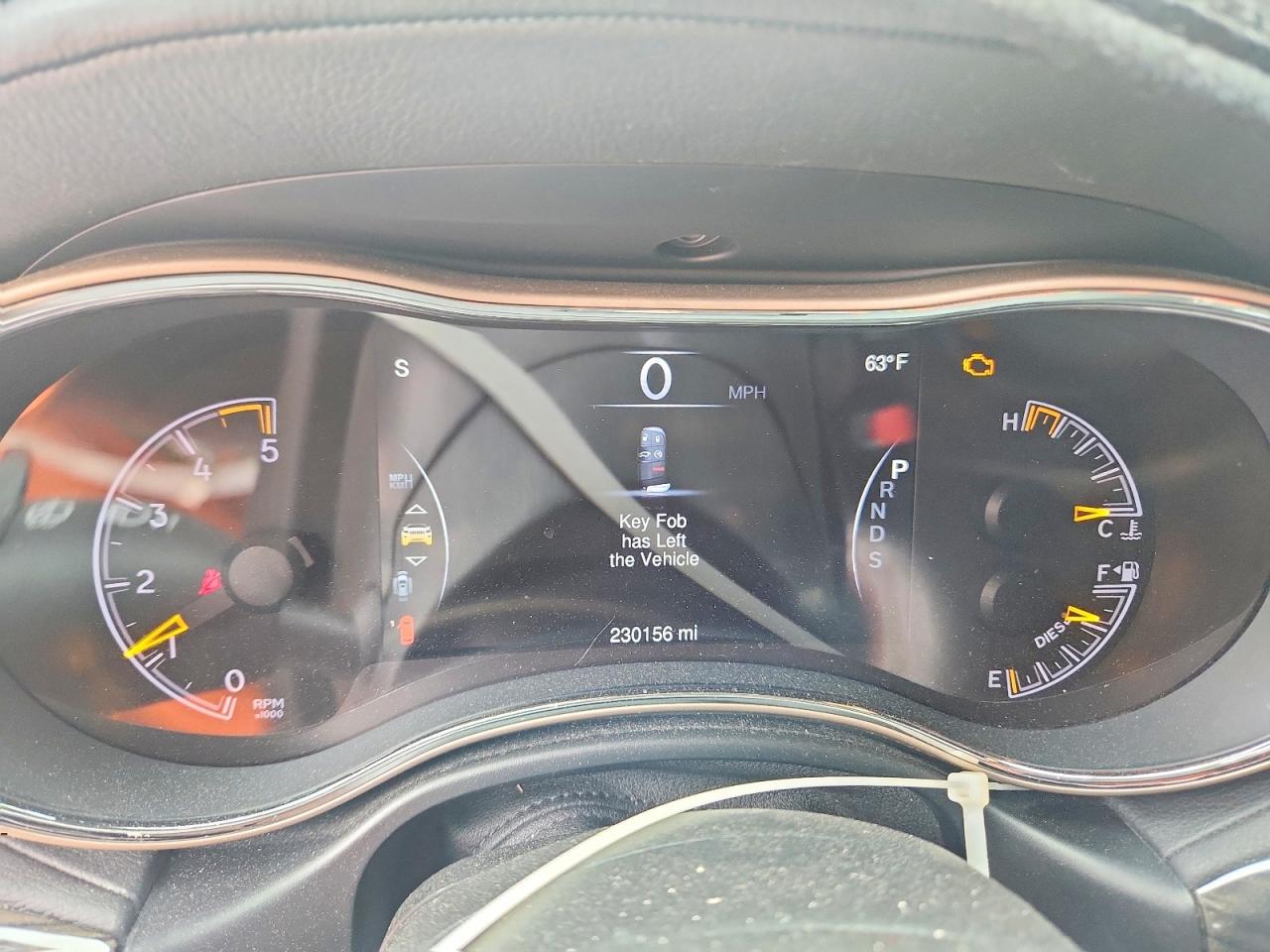 2014 Jeep Grand Cherokee Overland Silver vin: 1C4RJECM7EC532125