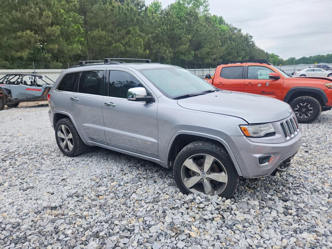 2014 Jeep Grand Cherokee Overland Silver vin: 1C4RJECM7EC532125