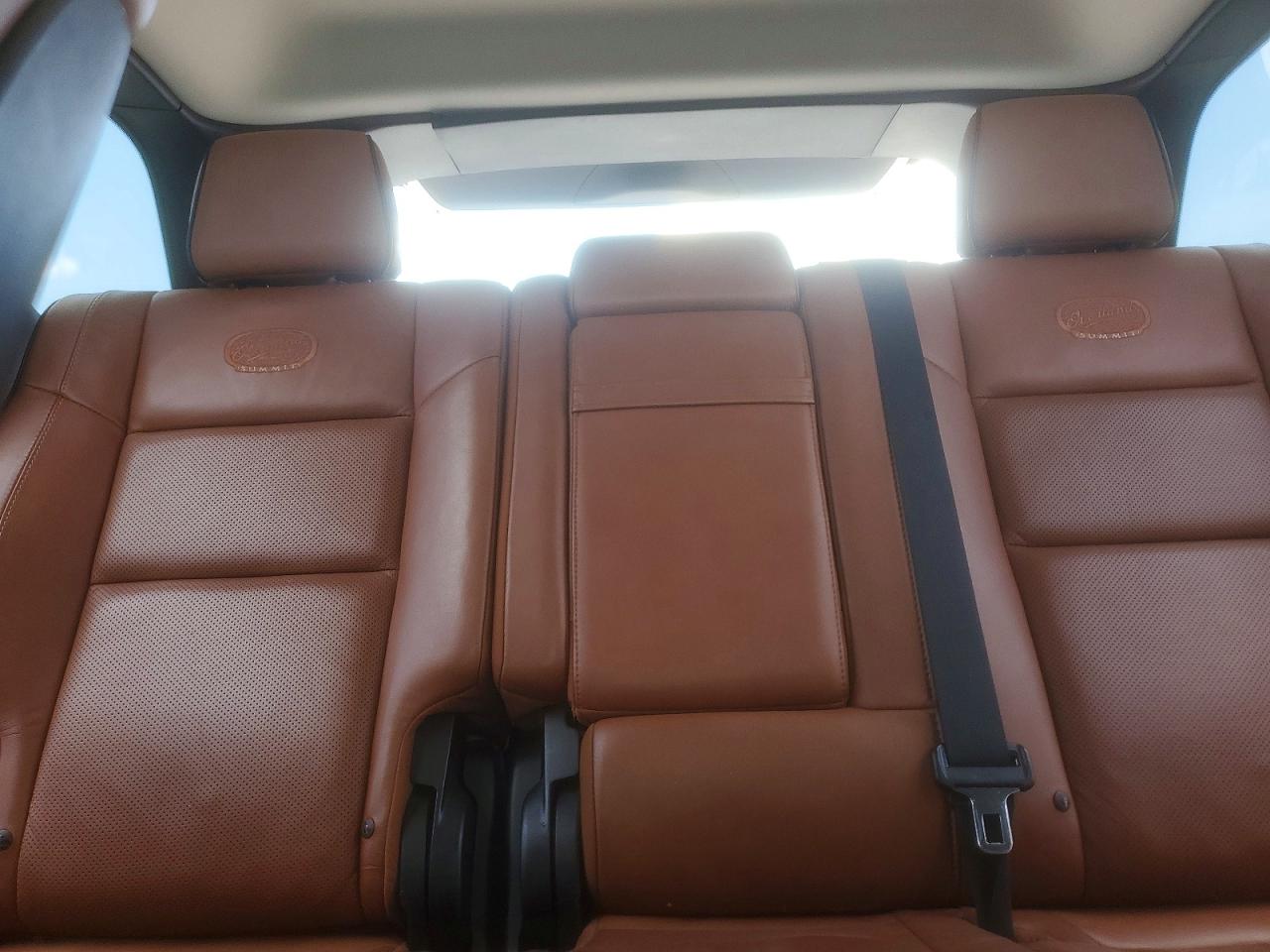 2013 Jeep Grand Cherokee Overland White vin: 1C4RJECT0DC596853