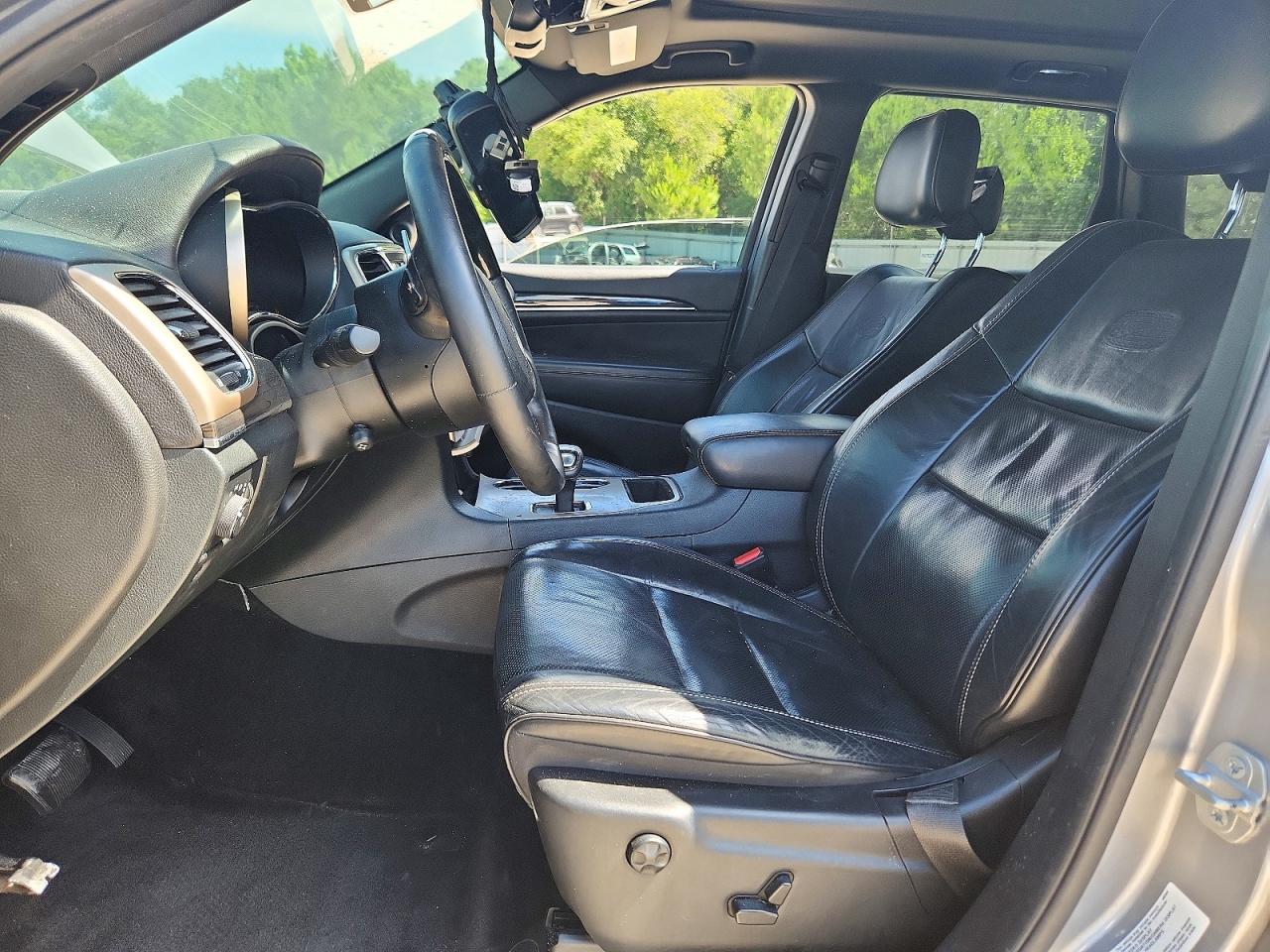 2015 Jeep Grand Cherokee Overland Gray vin: 1C4RJECT0FC735124