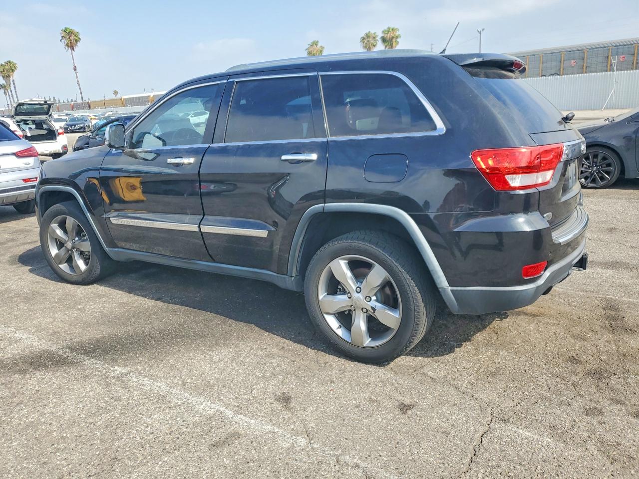 2013 Jeep Grand Cherokee Black vin: 1C4RJECT3DC526487
