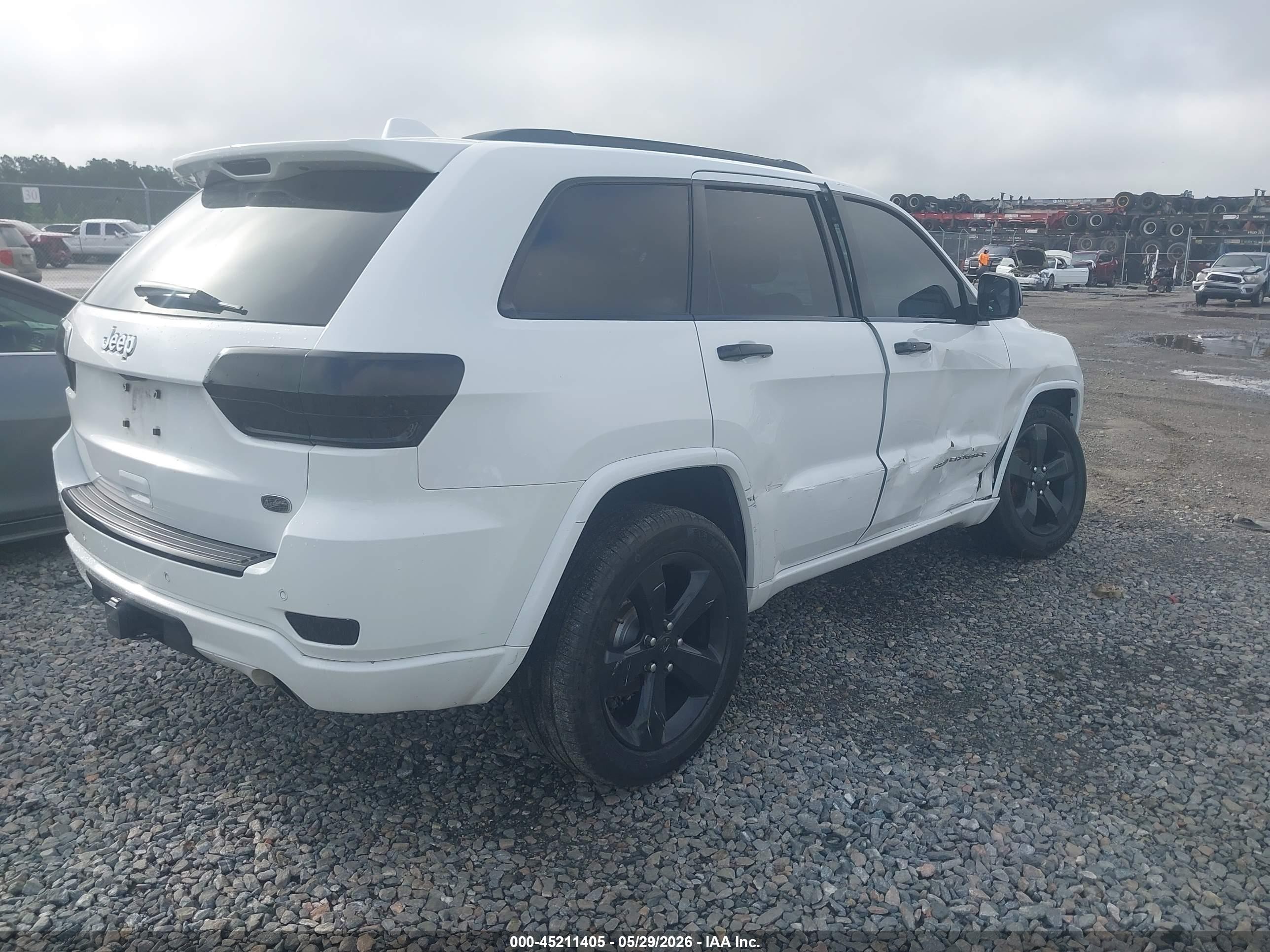 2014 Jeep Grand Cherokee Overland White vin: 1C4RJECT7EC366597