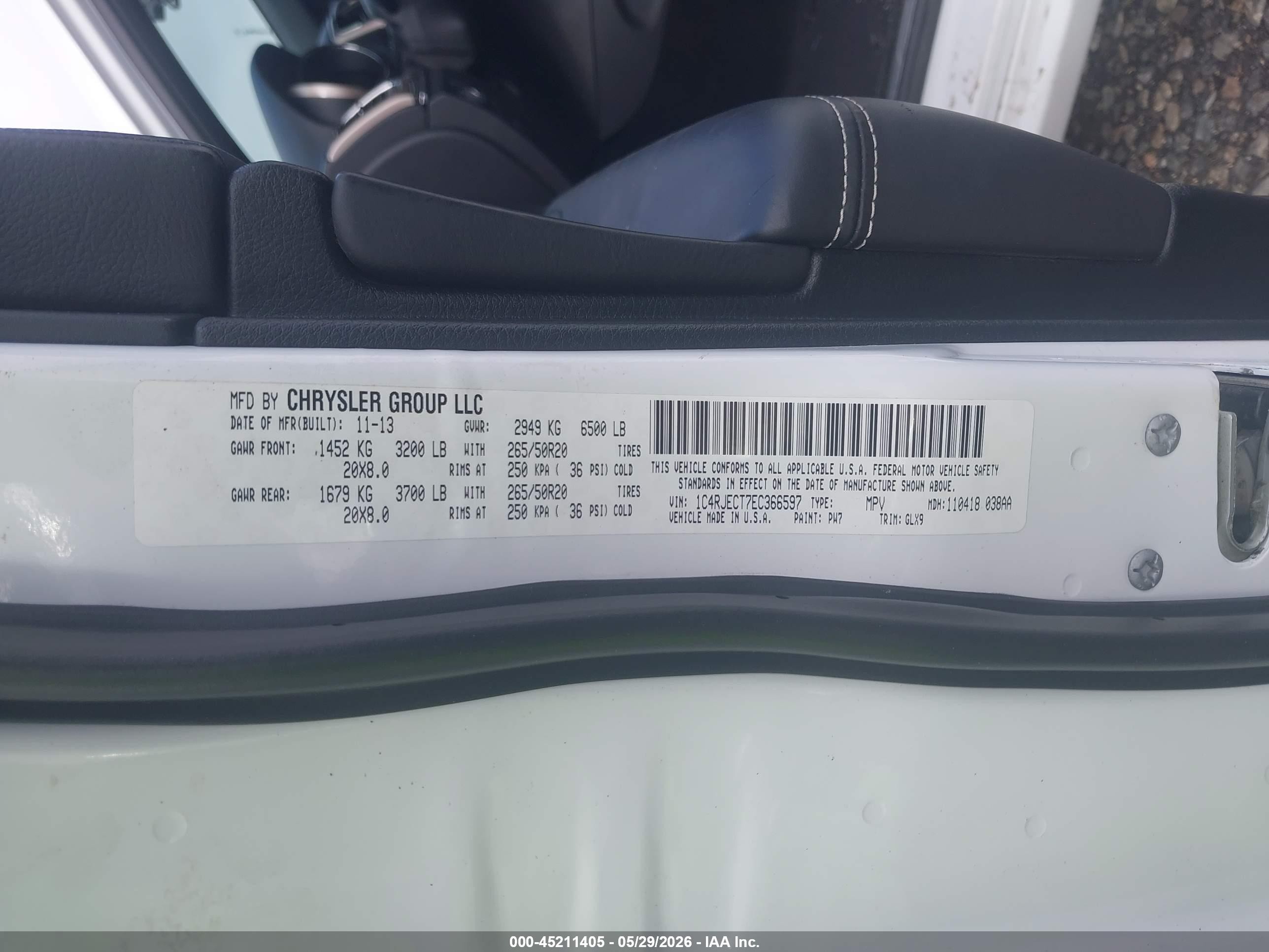 2014 Jeep Grand Cherokee Overland White vin: 1C4RJECT7EC366597