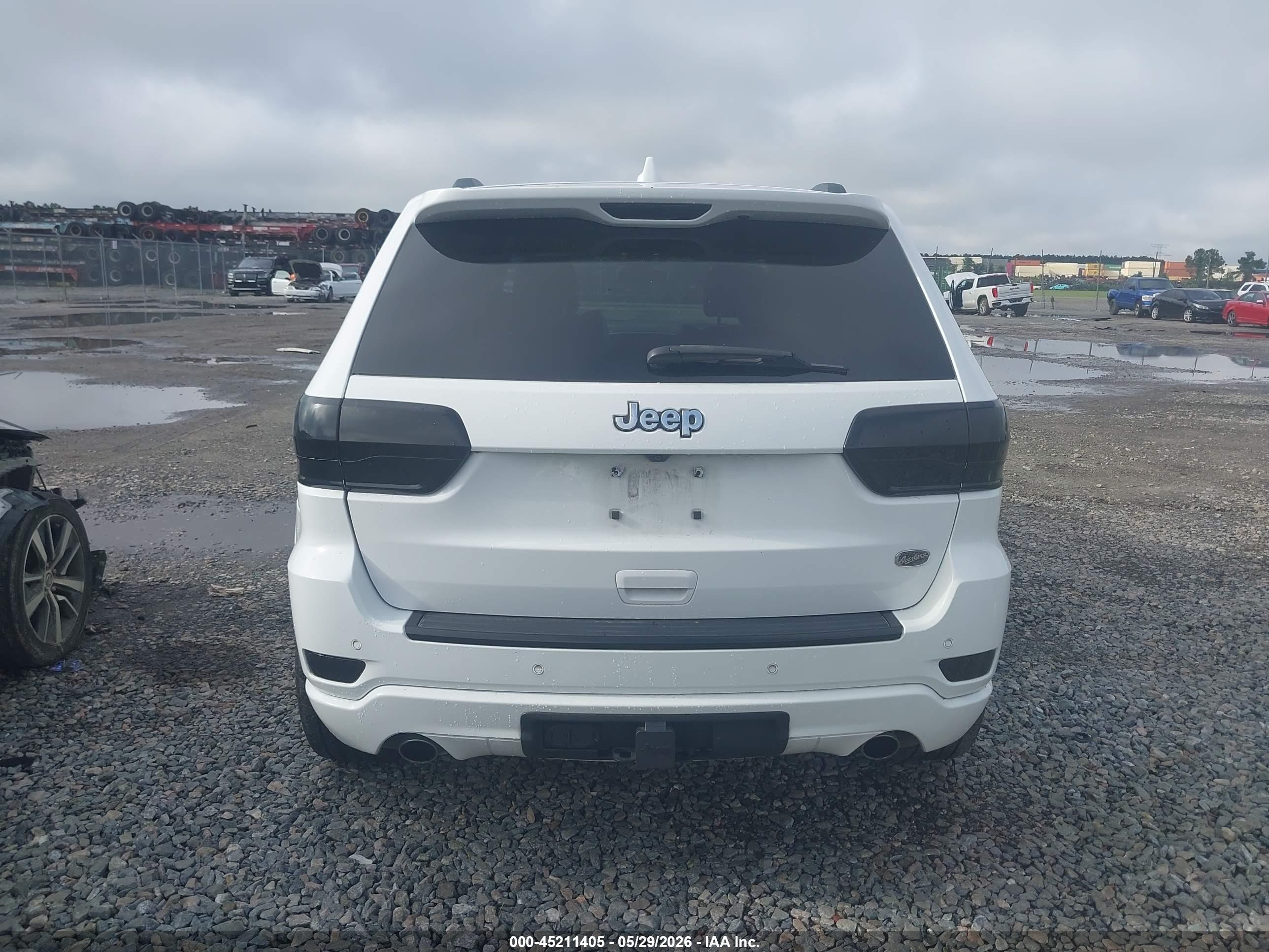 2014 Jeep Grand Cherokee Overland White vin: 1C4RJECT7EC366597