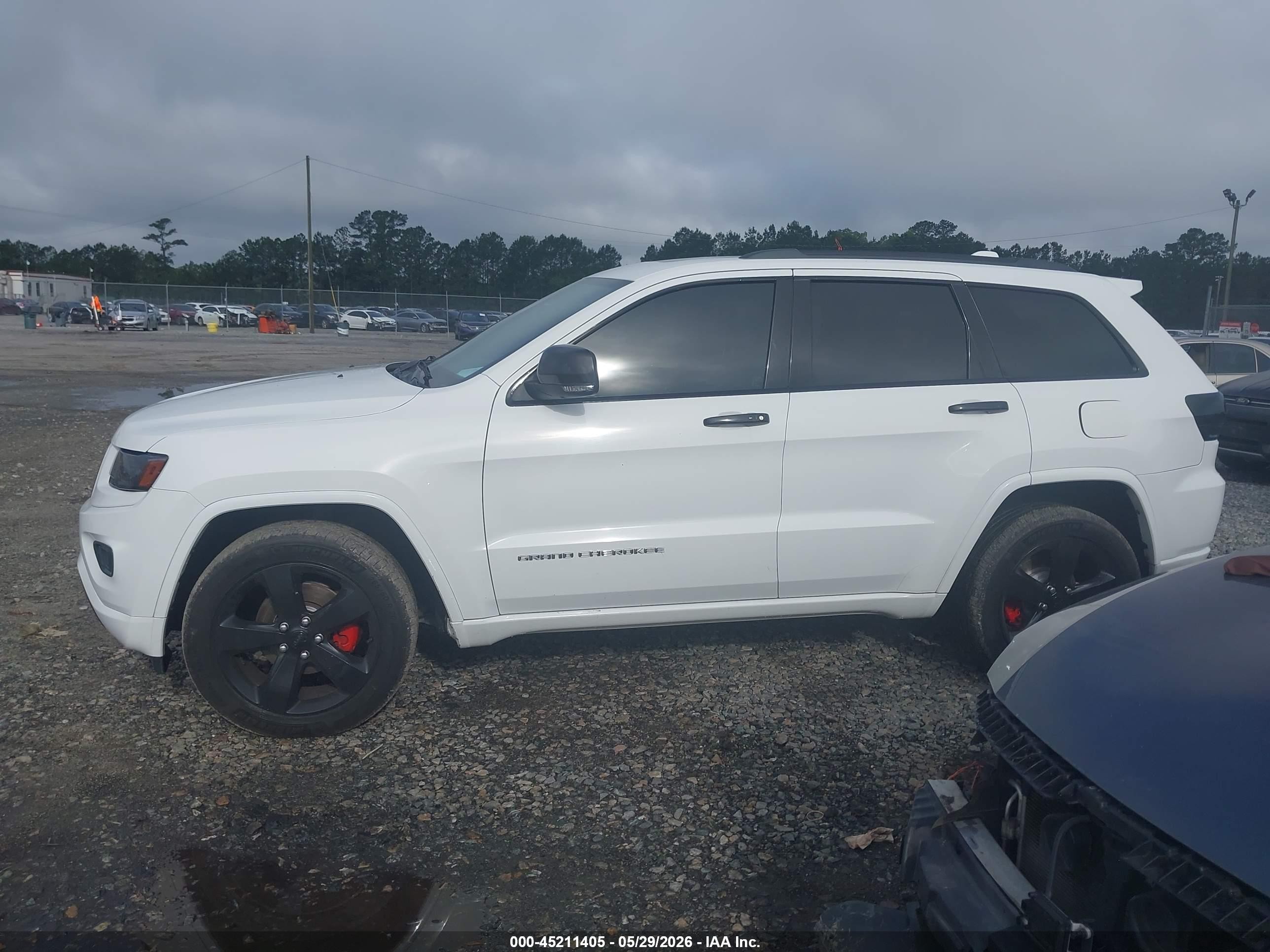 2014 Jeep Grand Cherokee Overland White vin: 1C4RJECT7EC366597