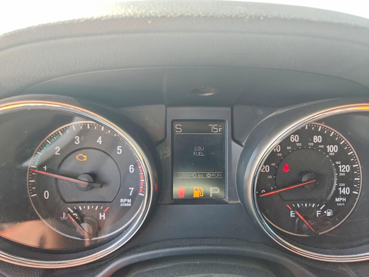 2013 Jeep Grand Cherokee Overland White vin: 1C4RJECT8DC647211
