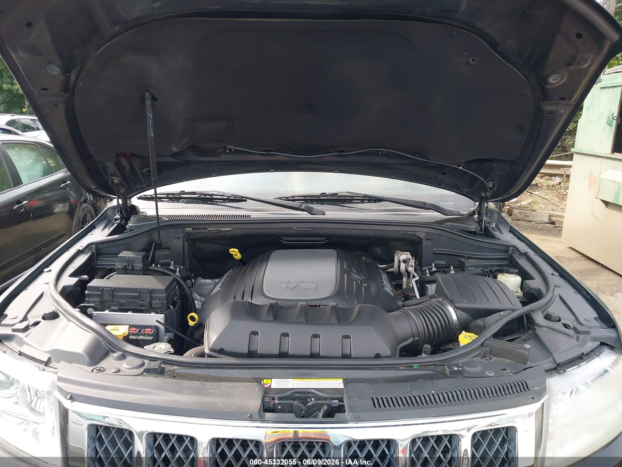 2013 Jeep Grand Cherokee Overland Black vin: 1C4RJECT9DC652241
