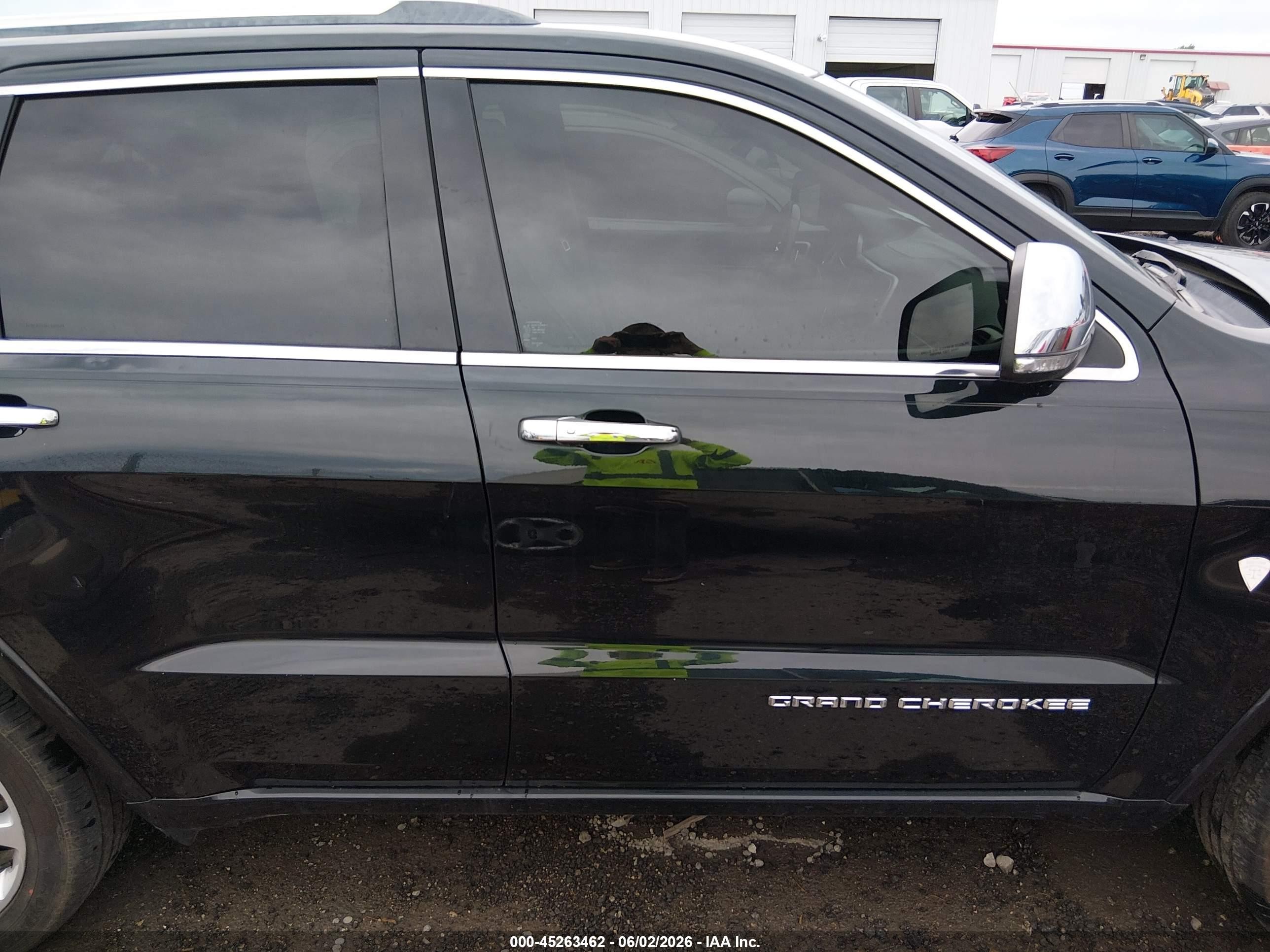 2014 Jeep Grand Cherokee Overland Black vin: 1C4RJECT9EC160424