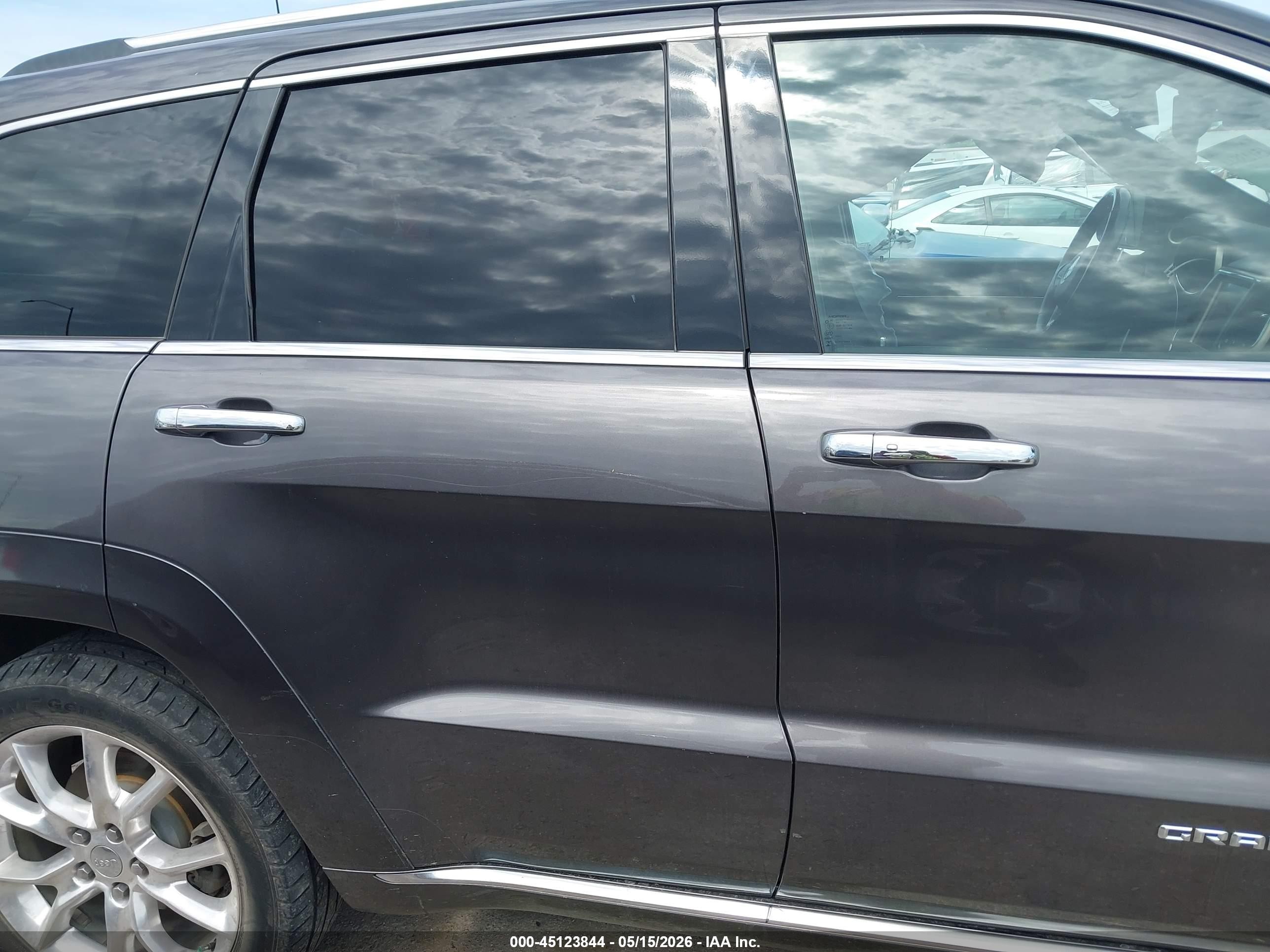 2015 Jeep Grand Cherokee Summit Gray vin: 1C4RJEJG3FC681727
