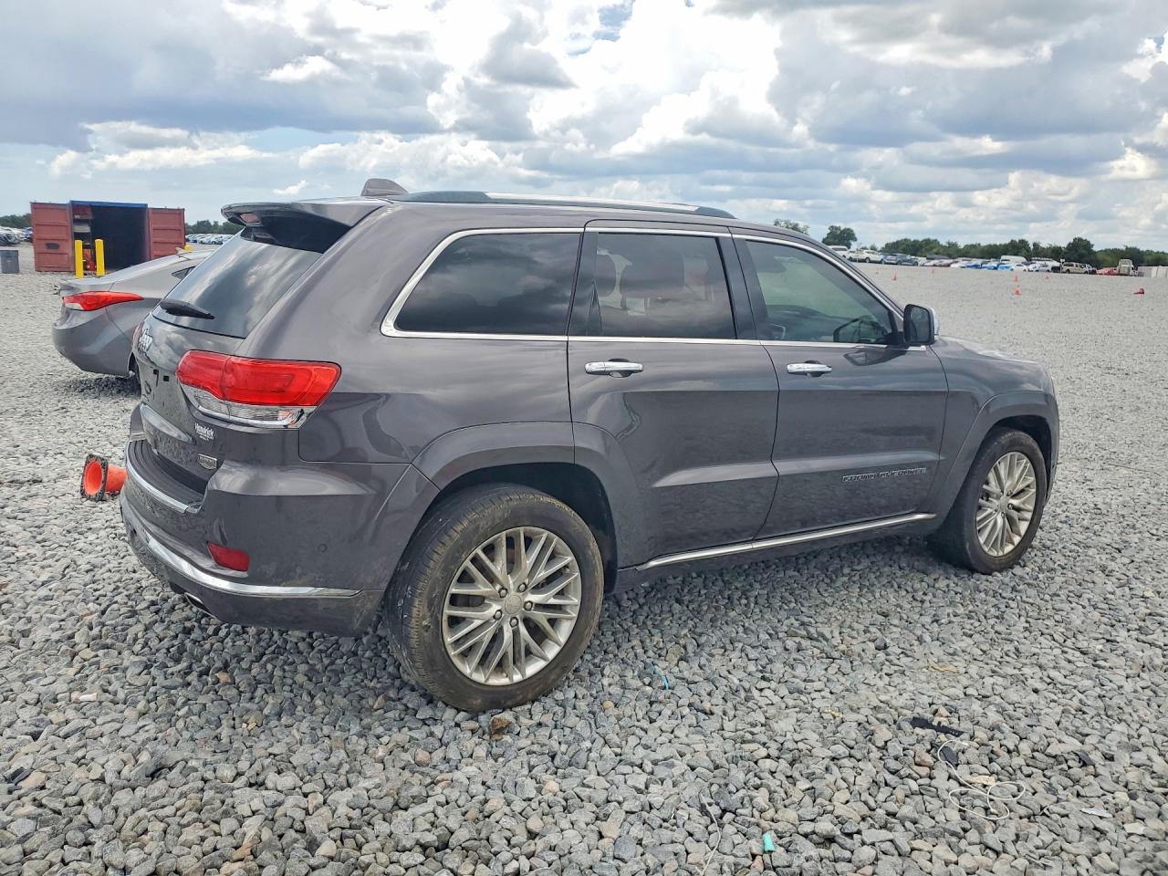 2018 Jeep Grand Cherokee Summit Угольный vin: 1C4RJEJG4JC481318