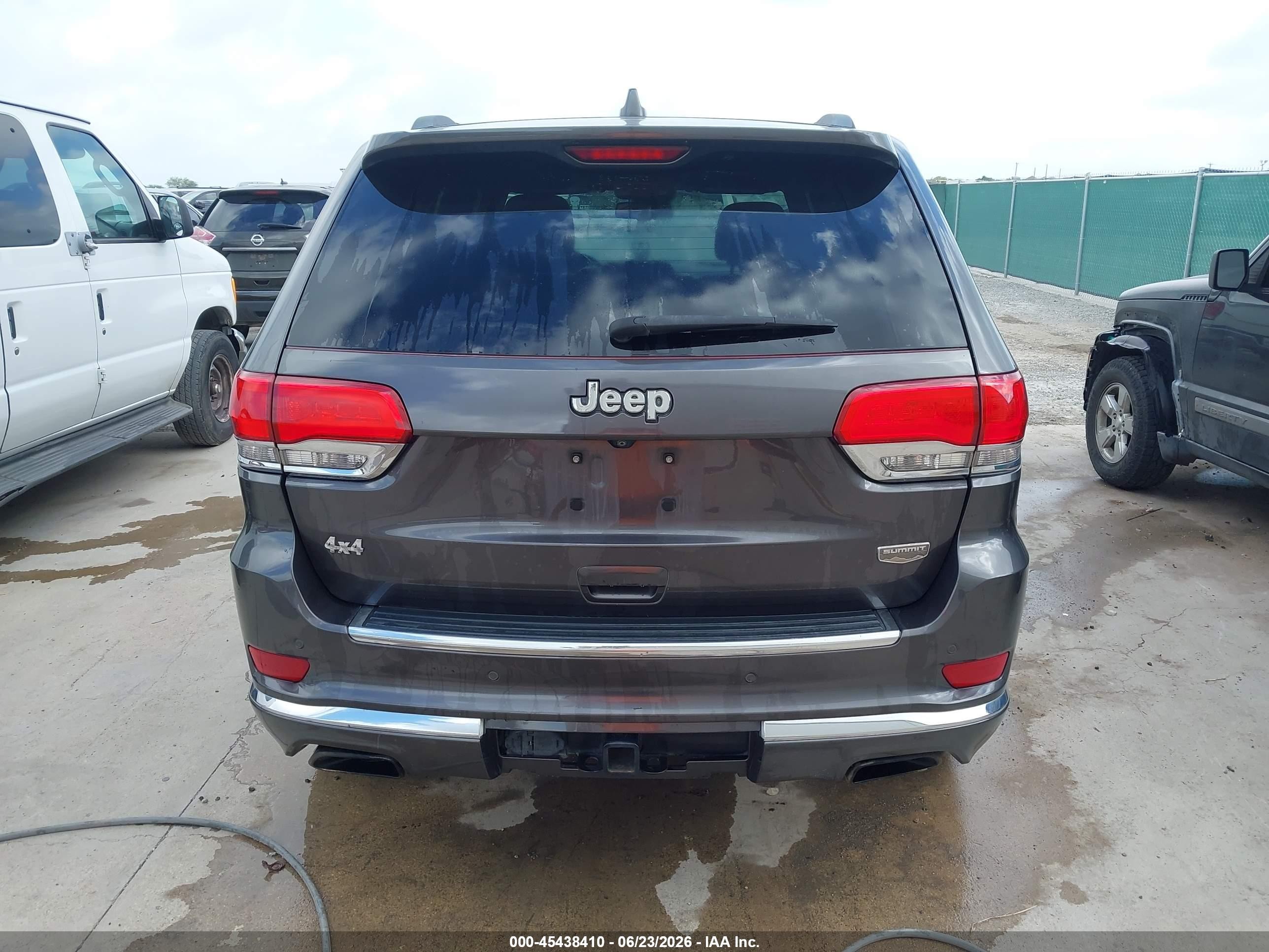 2015 Jeep Grand Cherokee Summit Gray vin: 1C4RJEJG7FC780258