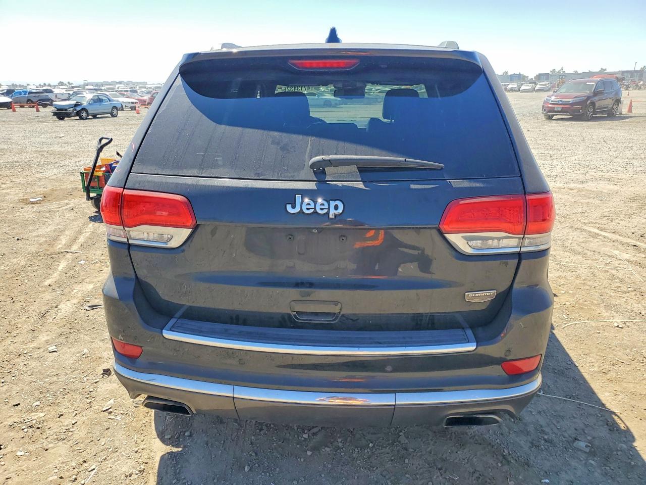 2015 Jeep Grand Cherokee Summit Черный vin: 1C4RJEJG9FC815950