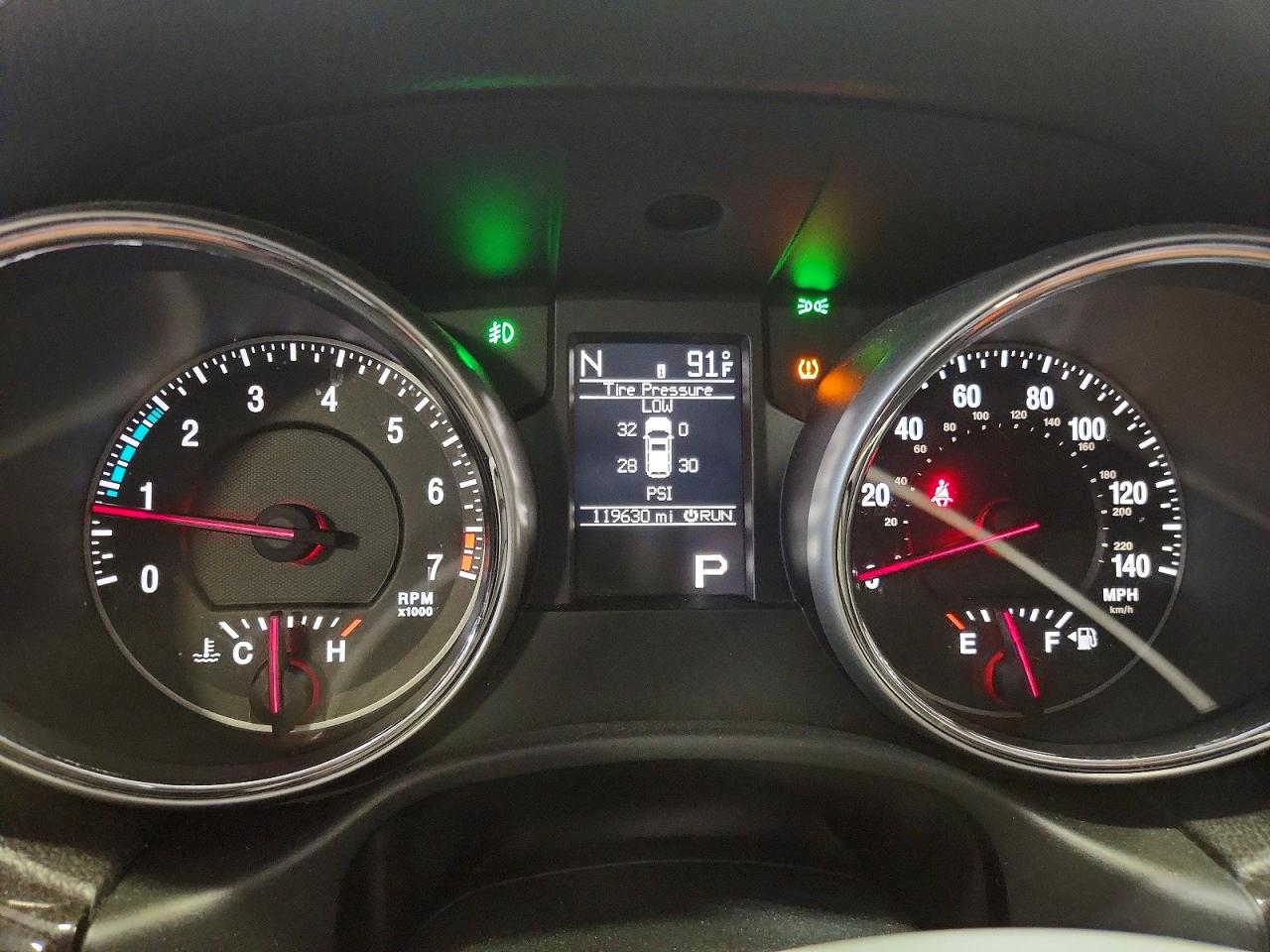 2012 Jeep Grand Cherokee Laredo Red vin: 1C4RJFAG0CC115784