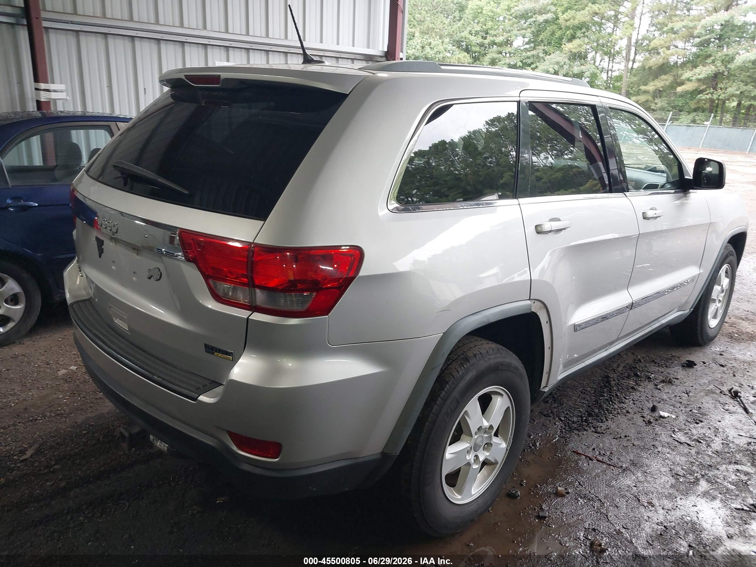 2012 Jeep Grand Cherokee Laredo Silver vin: 1C4RJFAG0CC119155