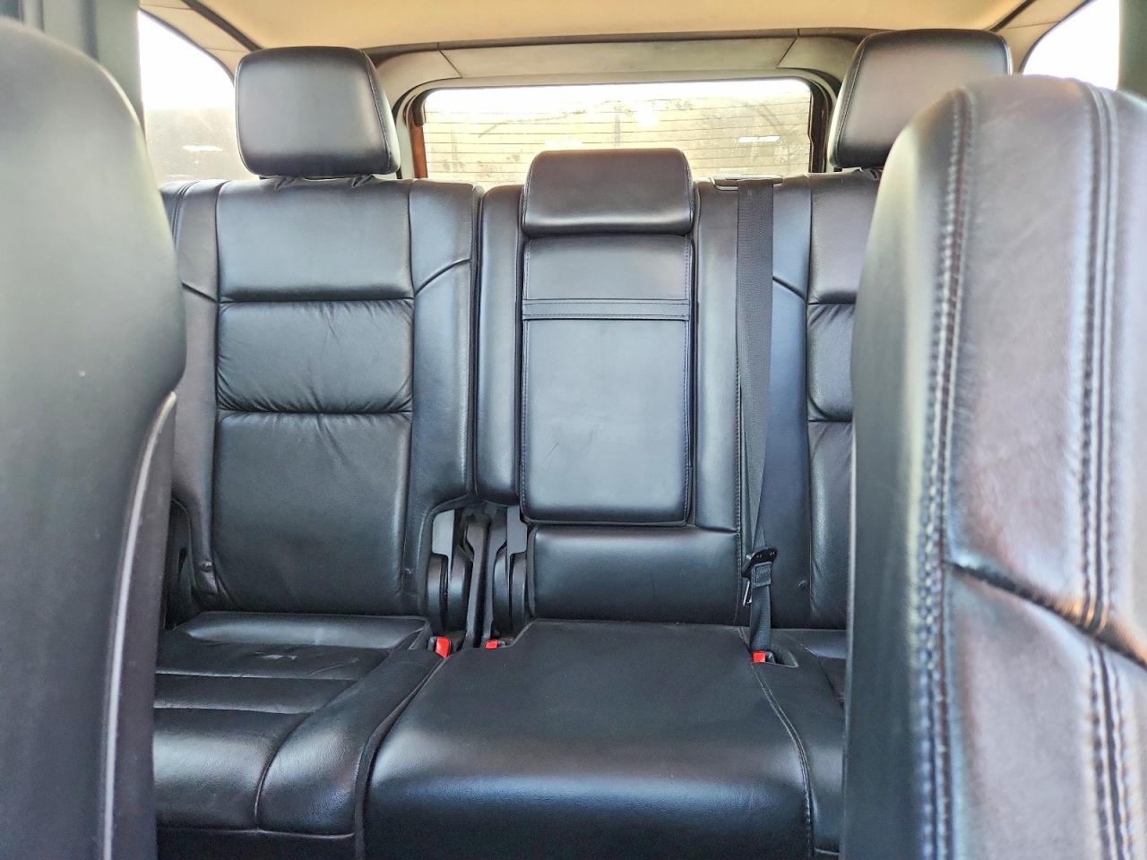 2012 Jeep Grand Cherokee Laredo Silver vin: 1C4RJFAG0CC149823