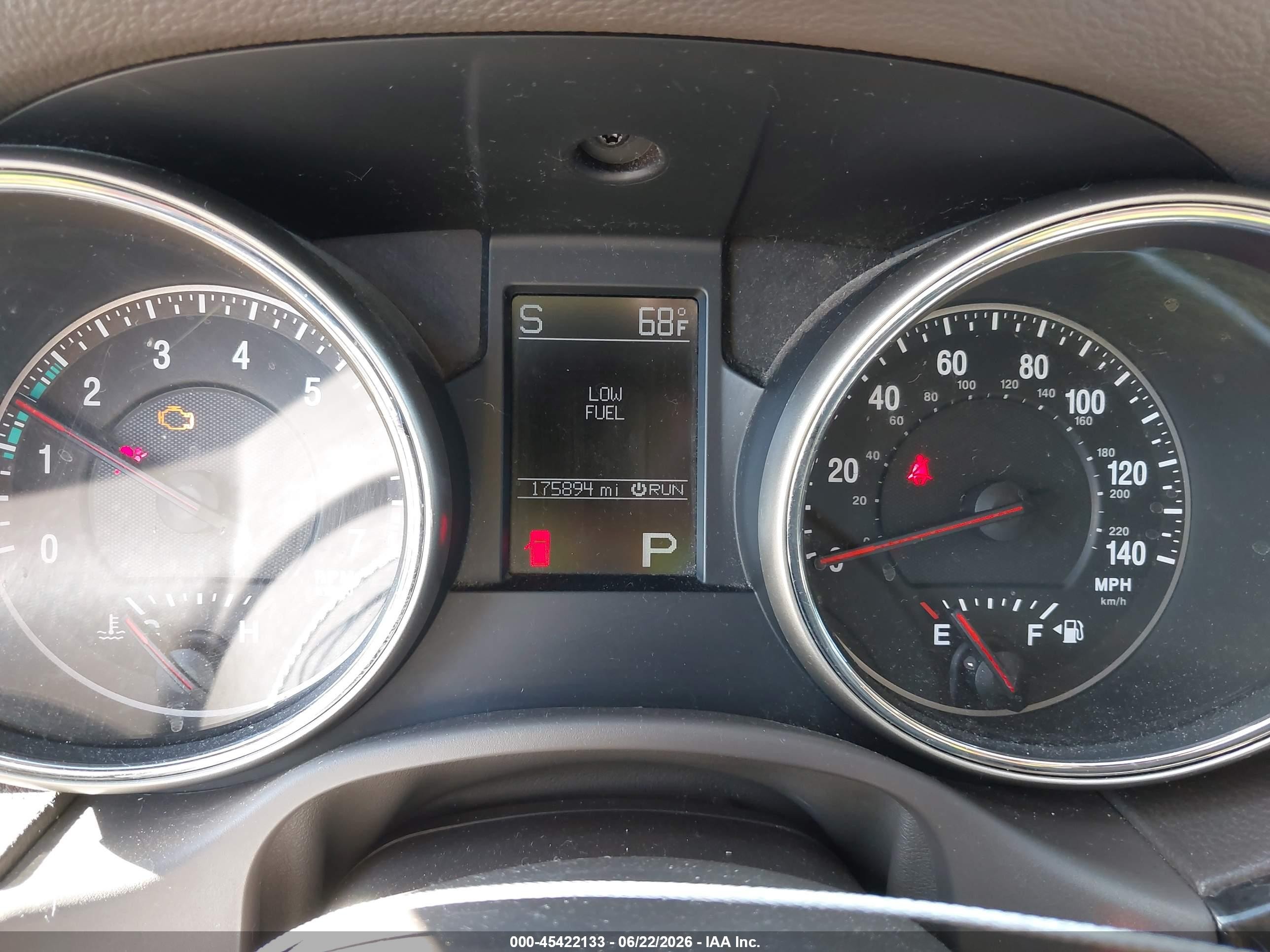 2012 Jeep Grand Cherokee Laredo Red vin: 1C4RJFAG0CC185432