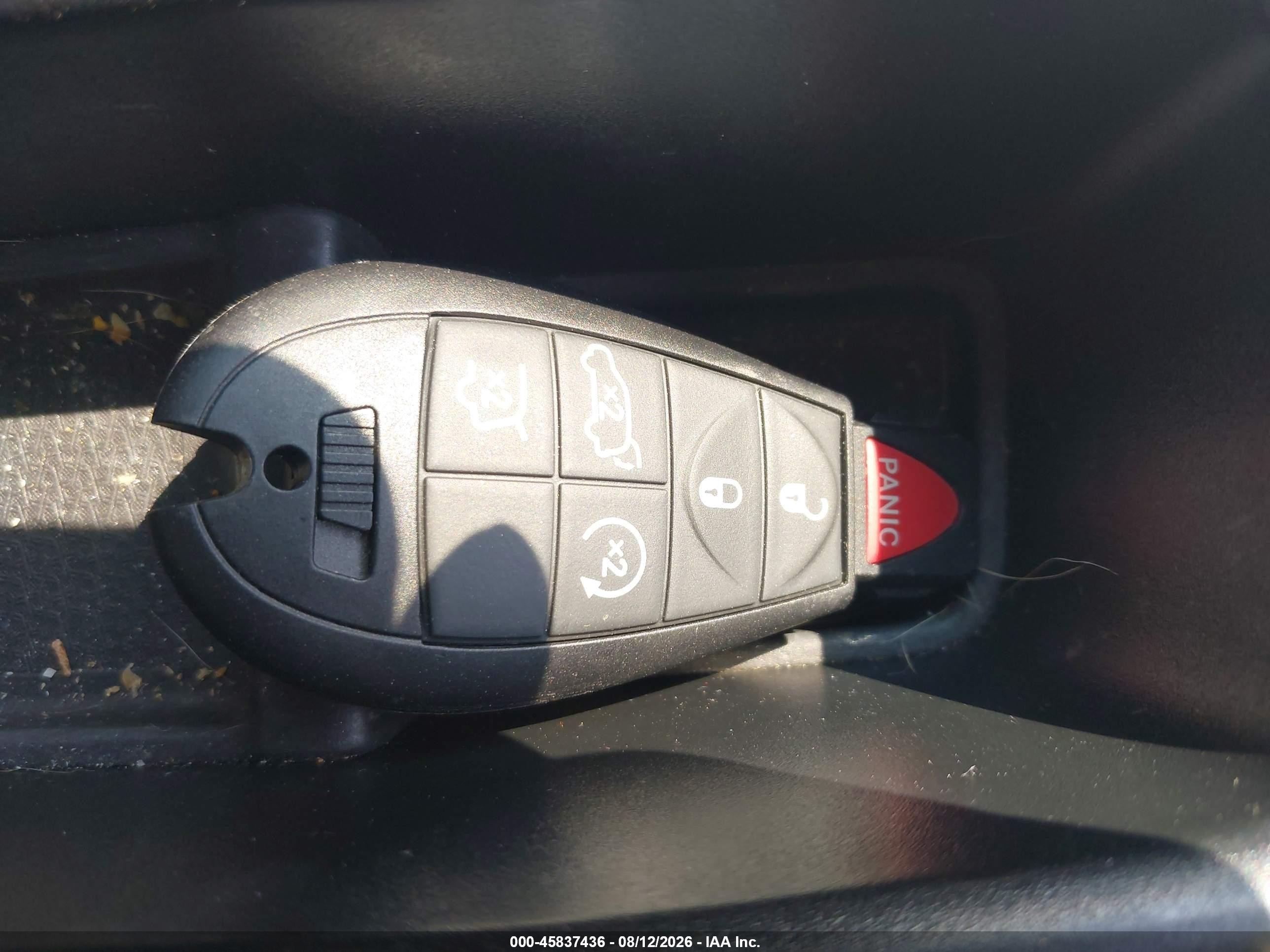2012 Jeep Grand Cherokee Laredo Белый vin: 1C4RJFAG0CC297180