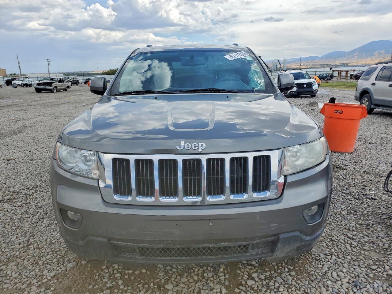 2012 Jeep Grand Cherokee Laredo Gray vin: 1C4RJFAG0CC316164