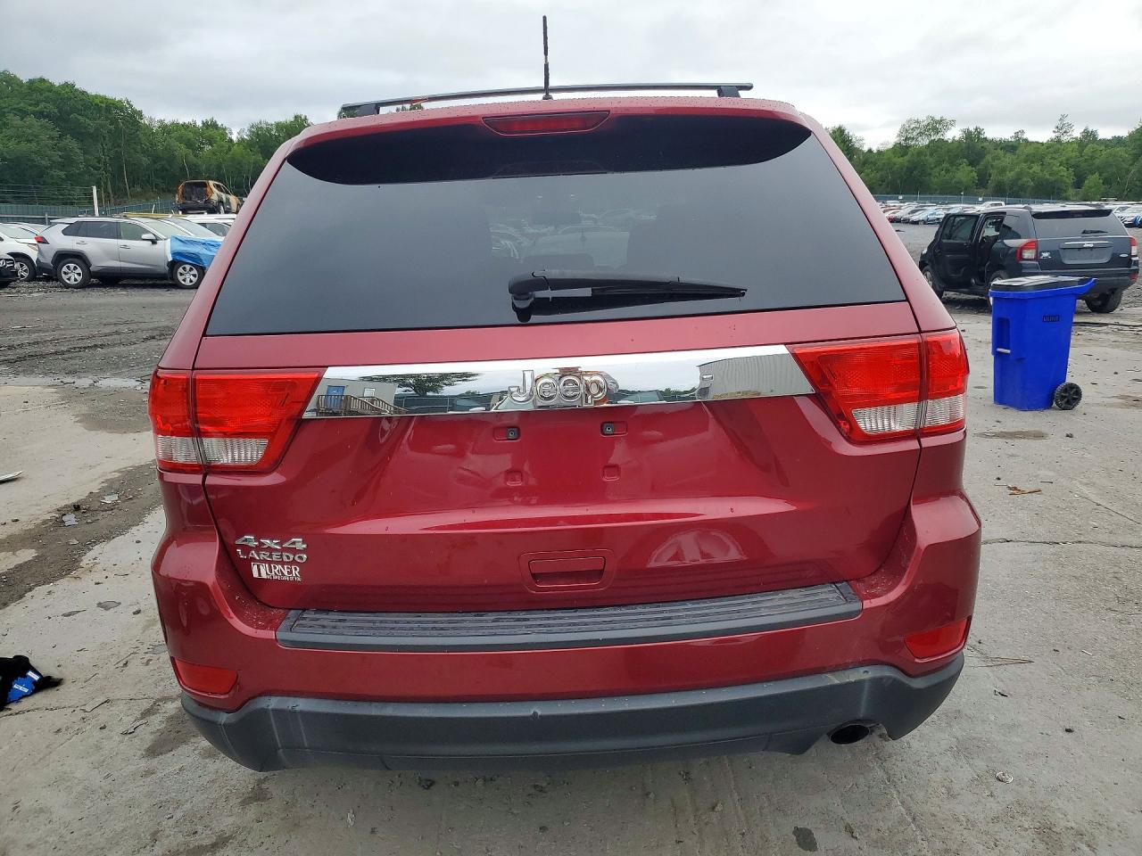 2012 Jeep Grand Cherokee Laredo Burgundy vin: 1C4RJFAG0CC347351