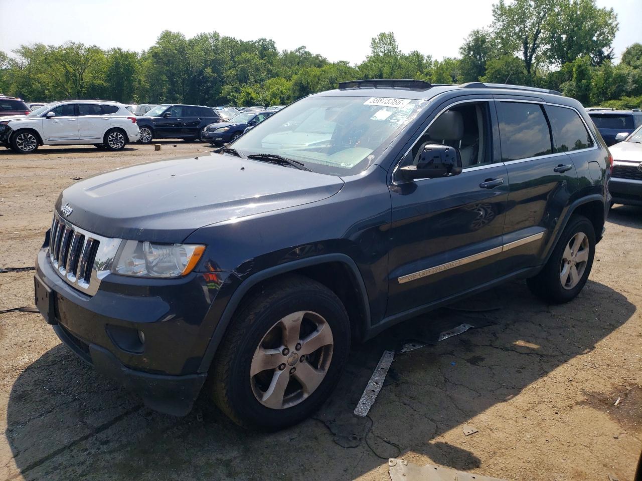 2013 Jeep Grand Cherokee Laredo Gray vin: 1C4RJFAG0DC537622