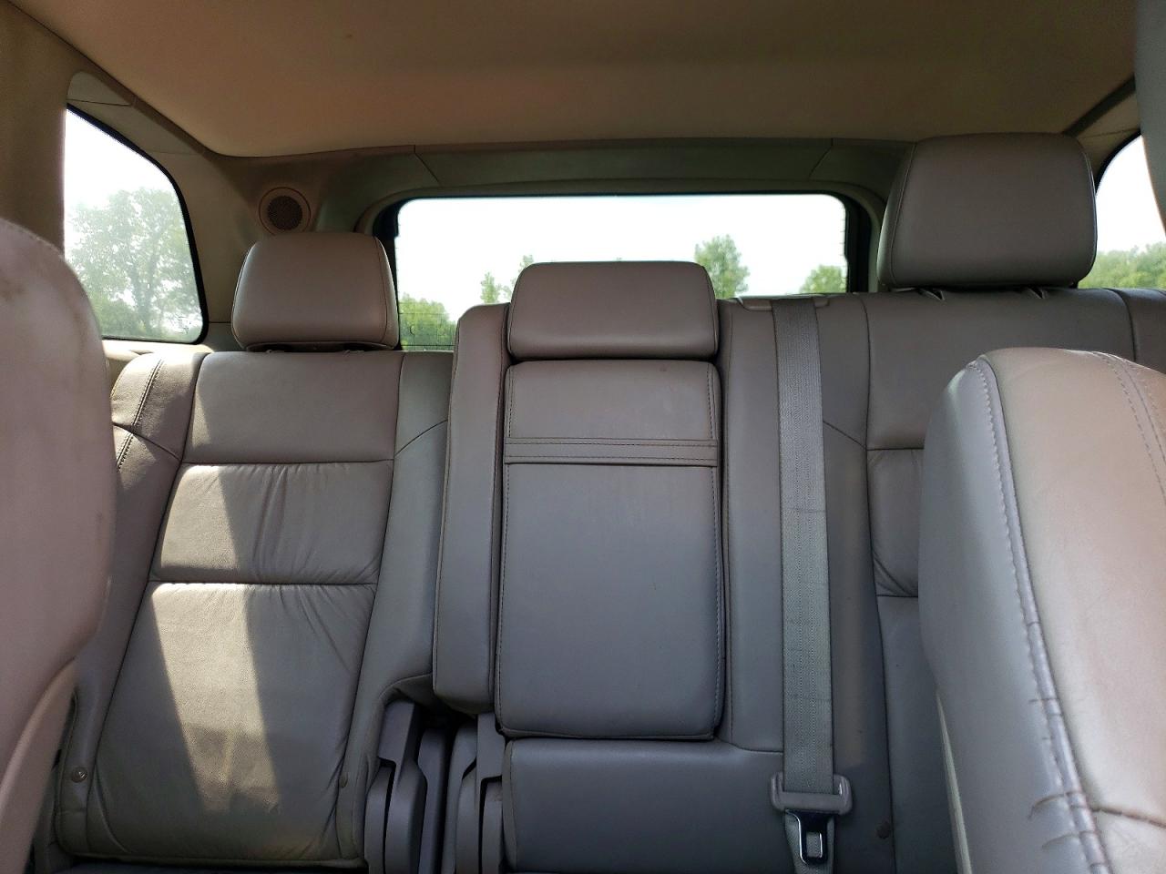 2013 Jeep Grand Cherokee Laredo Gray vin: 1C4RJFAG0DC537622