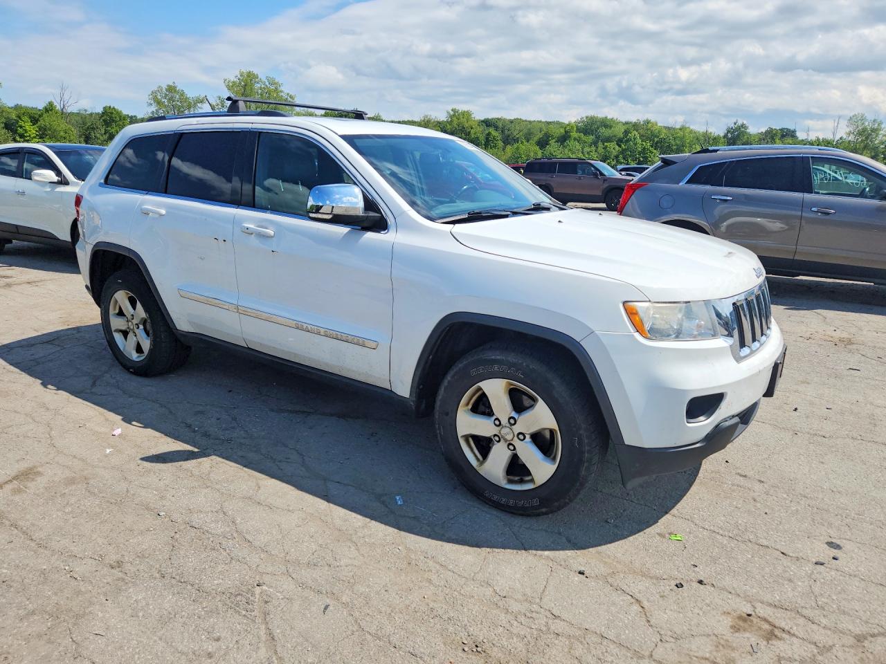 2013 Jeep Grand Cherokee Laredo White vin: 1C4RJFAG0DC537653