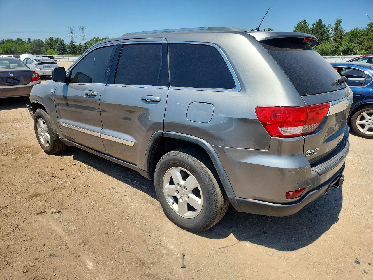 2013 Jeep Grand Cherokee Laredo Gray vin: 1C4RJFAG0DC541363