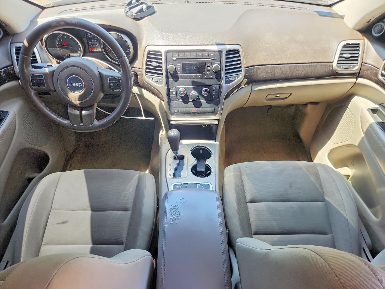 2013 Jeep Grand Cherokee Laredo Gray vin: 1C4RJFAG0DC541363