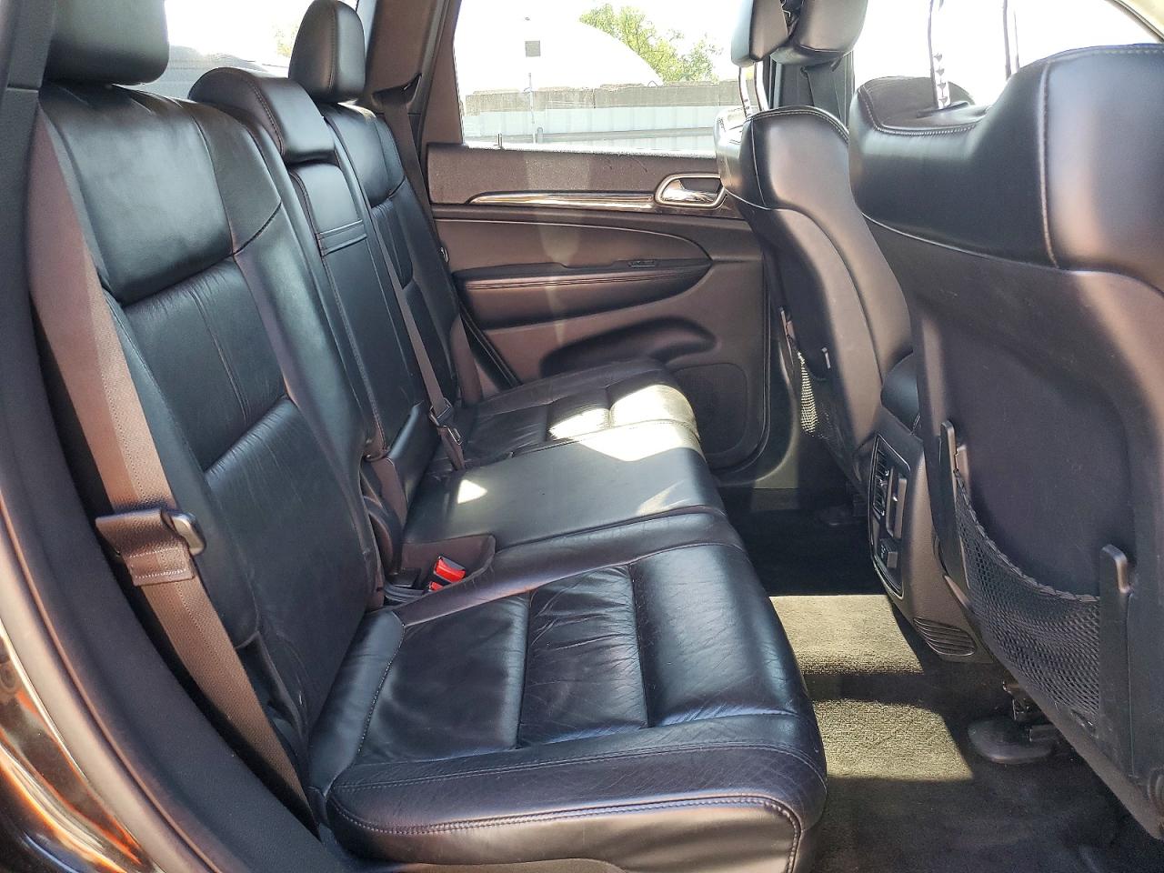 2013 Jeep Grand Cherokee Laredo Черный vin: 1C4RJFAG0DC544621