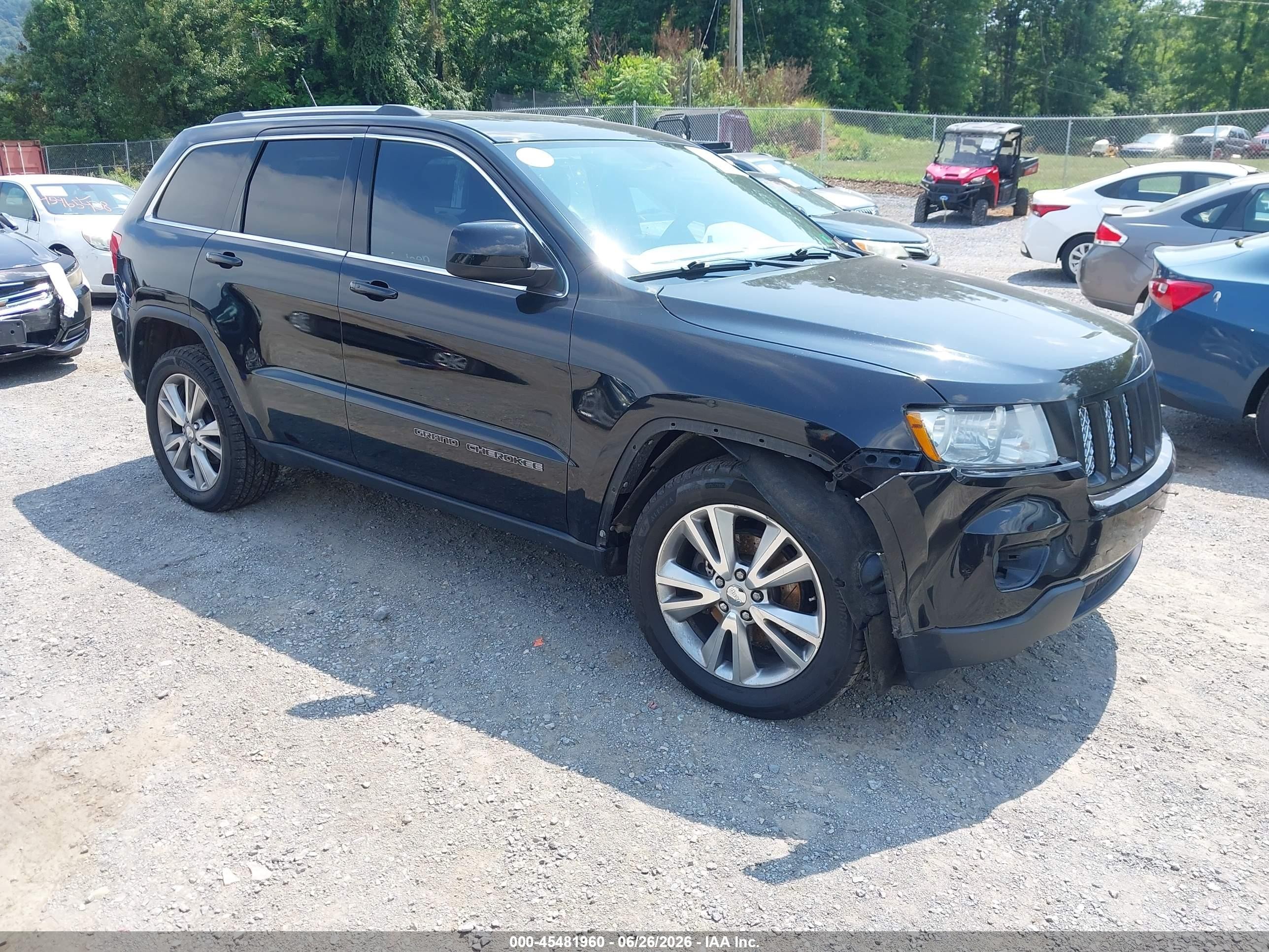 2013 Jeep Grand Cherokee Laredo Черный vin: 1C4RJFAG0DC560947