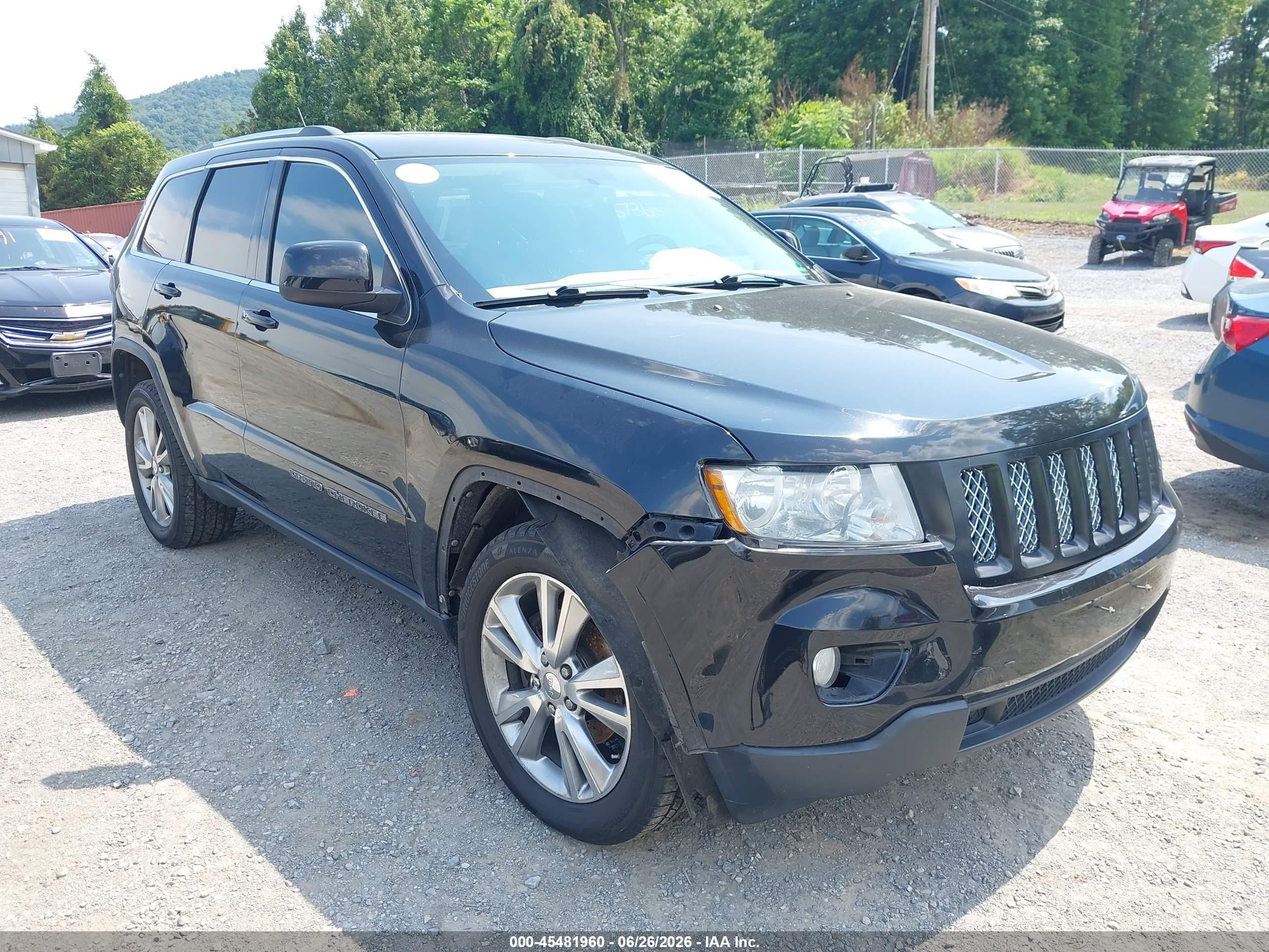 2013 Jeep Grand Cherokee Laredo Черный vin: 1C4RJFAG0DC560947