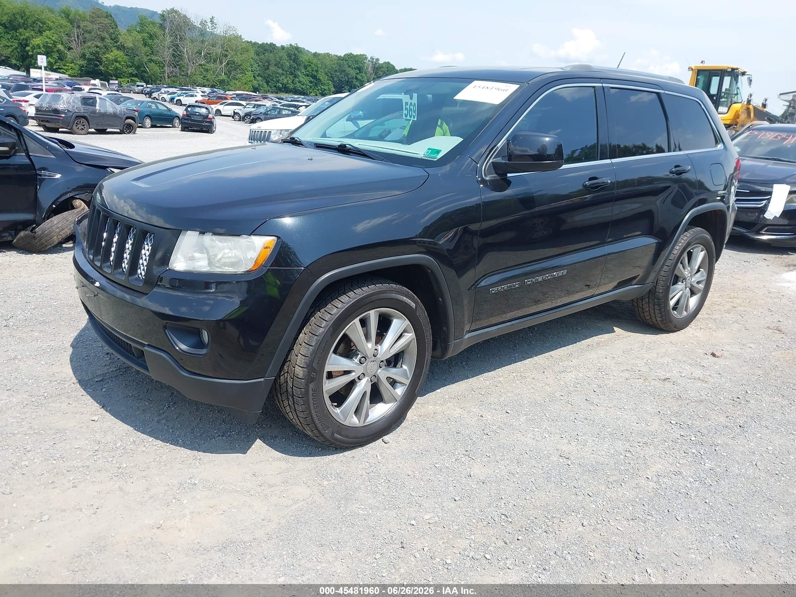 2013 Jeep Grand Cherokee Laredo Черный vin: 1C4RJFAG0DC560947