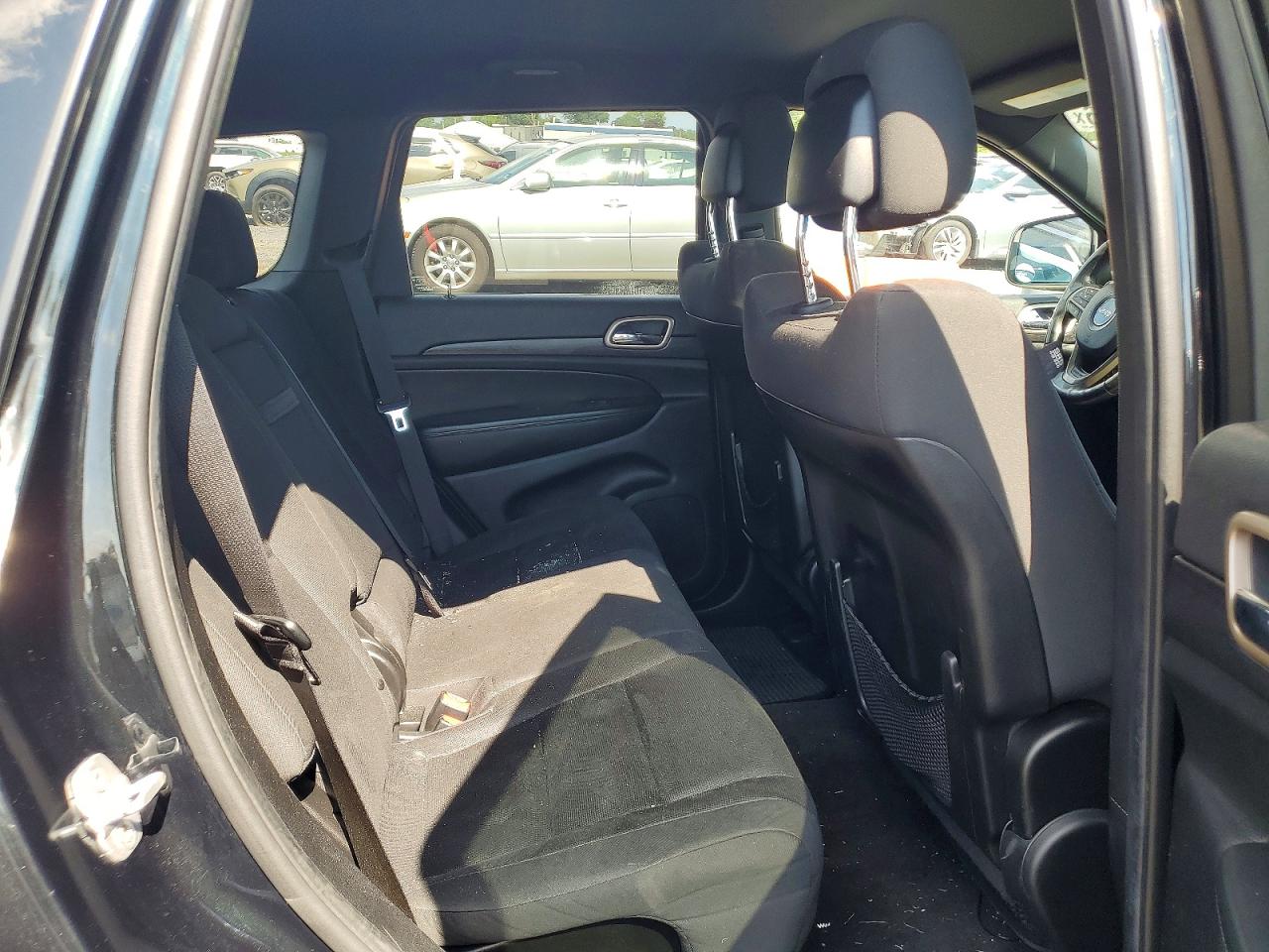 2014 Jeep Grand Cherokee Laredo Gray vin: 1C4RJFAG0EC180668