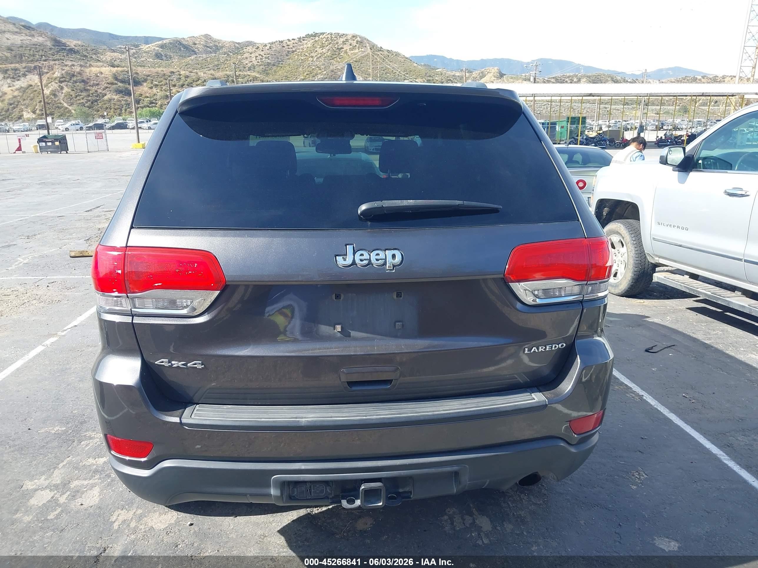 2014 Jeep Grand Cherokee Laredo Серый vin: 1C4RJFAG0EC193887