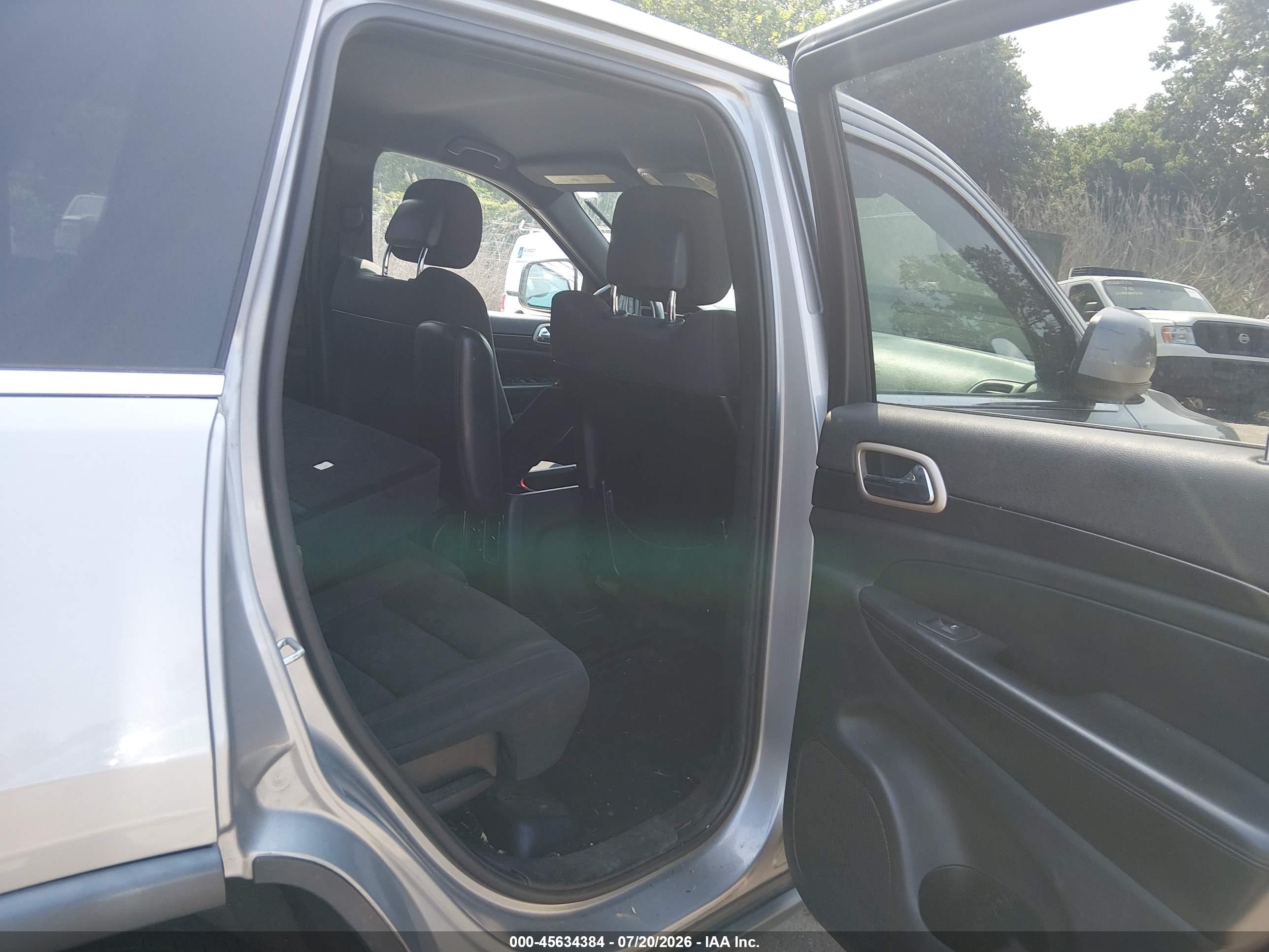 2014 Jeep Grand Cherokee Laredo Pewter vin: 1C4RJFAG0EC243140