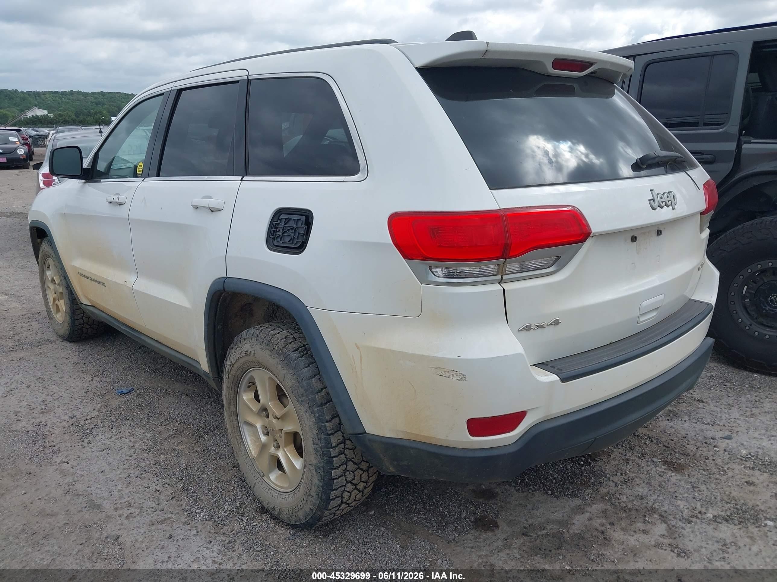 2014 Jeep Grand Cherokee Laredo Белый vin: 1C4RJFAG0EC309525