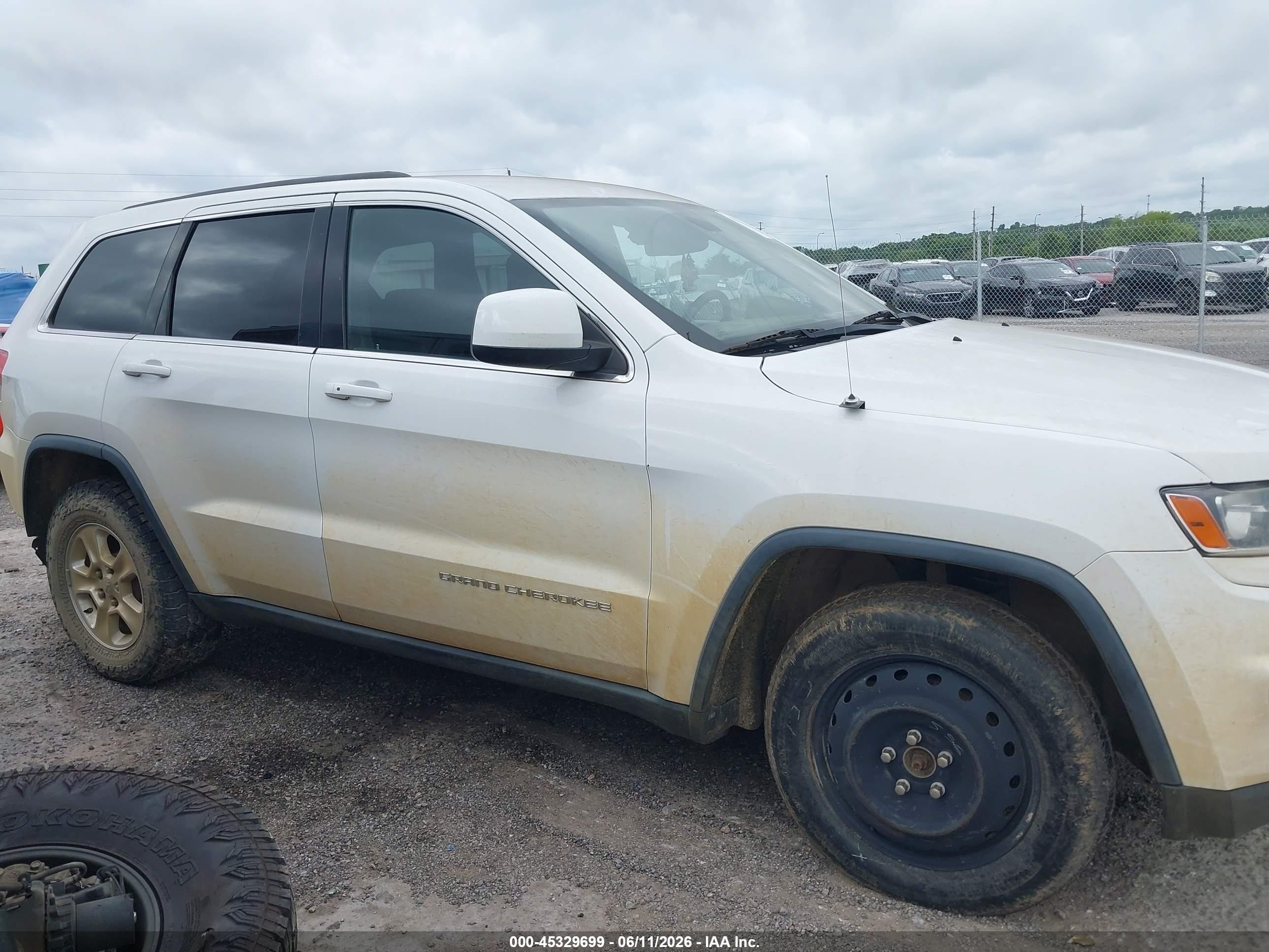 2014 Jeep Grand Cherokee Laredo Белый vin: 1C4RJFAG0EC309525