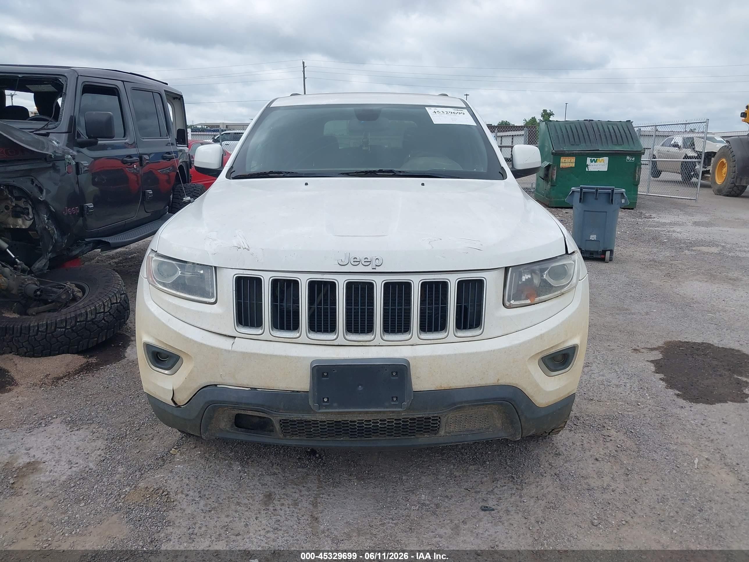2014 Jeep Grand Cherokee Laredo Белый vin: 1C4RJFAG0EC309525