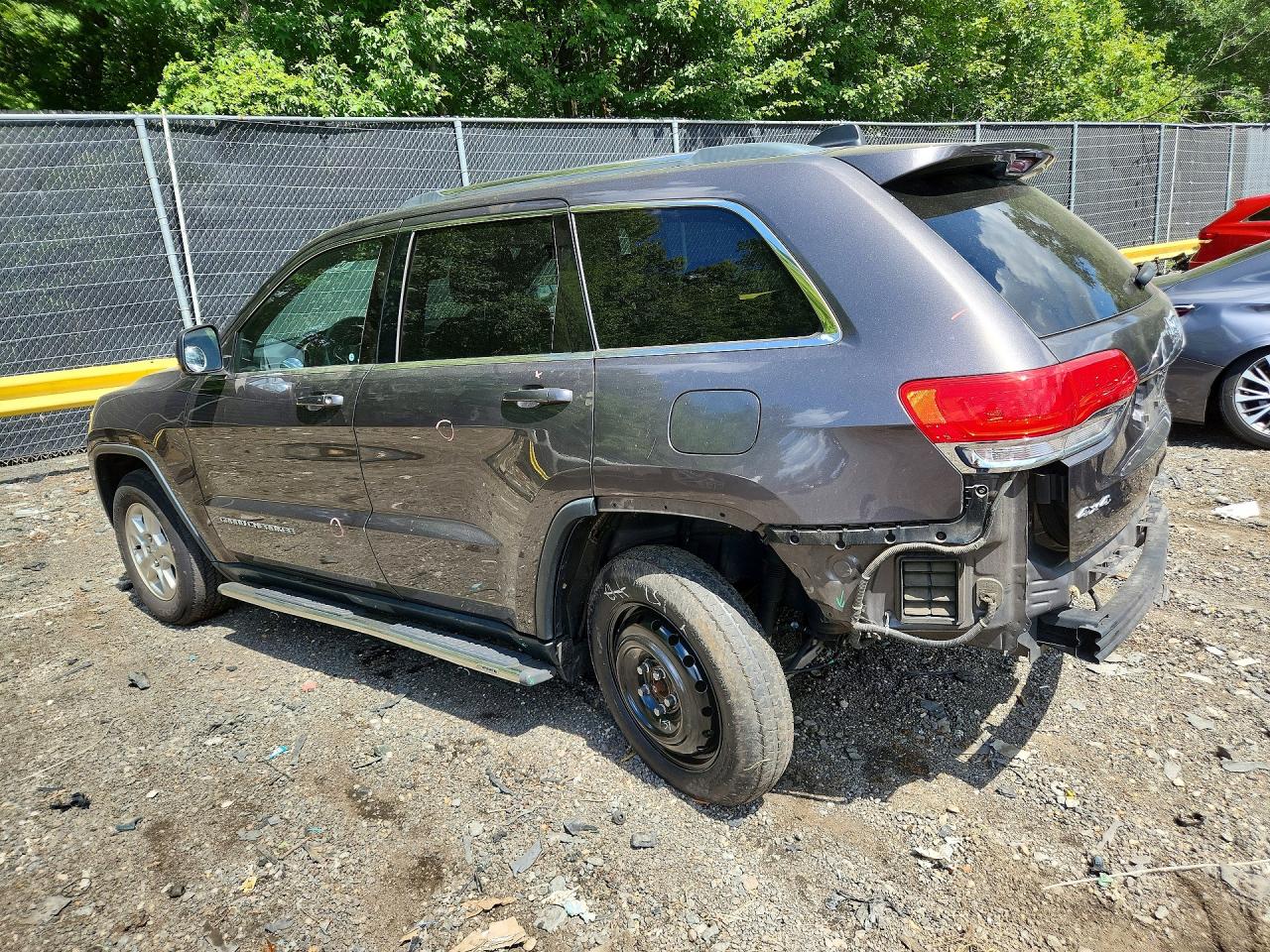 2015 Jeep Grand Cherokee Laredo Gray vin: 1C4RJFAG0FC130287