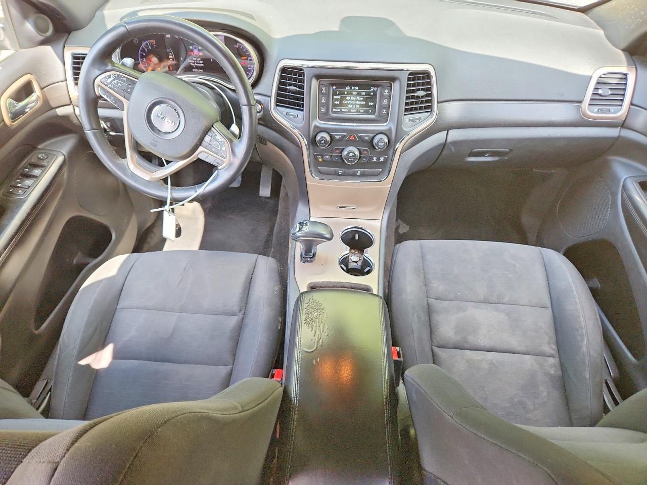 2015 Jeep Grand Cherokee Laredo Gray vin: 1C4RJFAG0FC130287