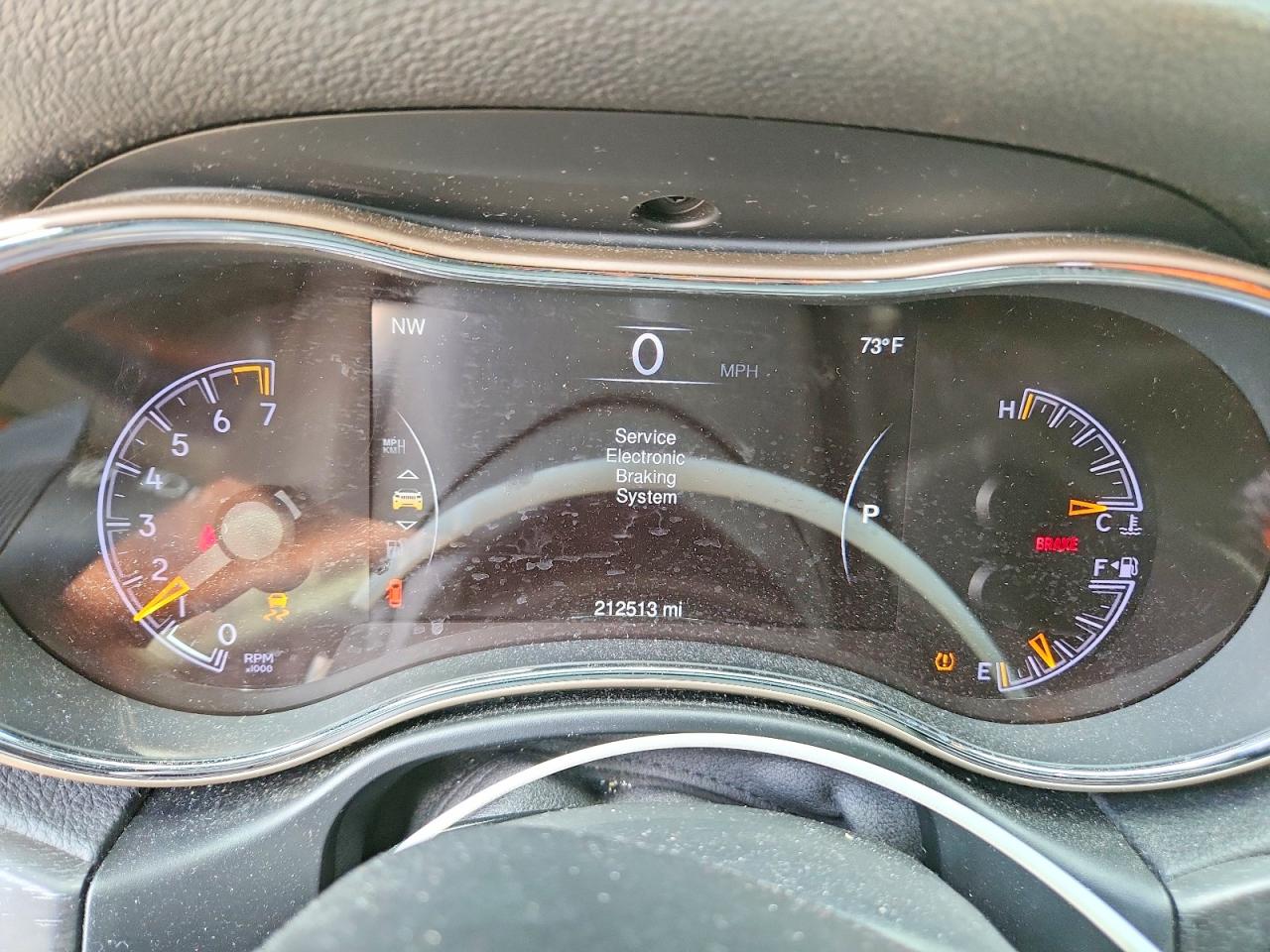2015 Jeep Grand Cherokee Laredo Gray vin: 1C4RJFAG0FC130287