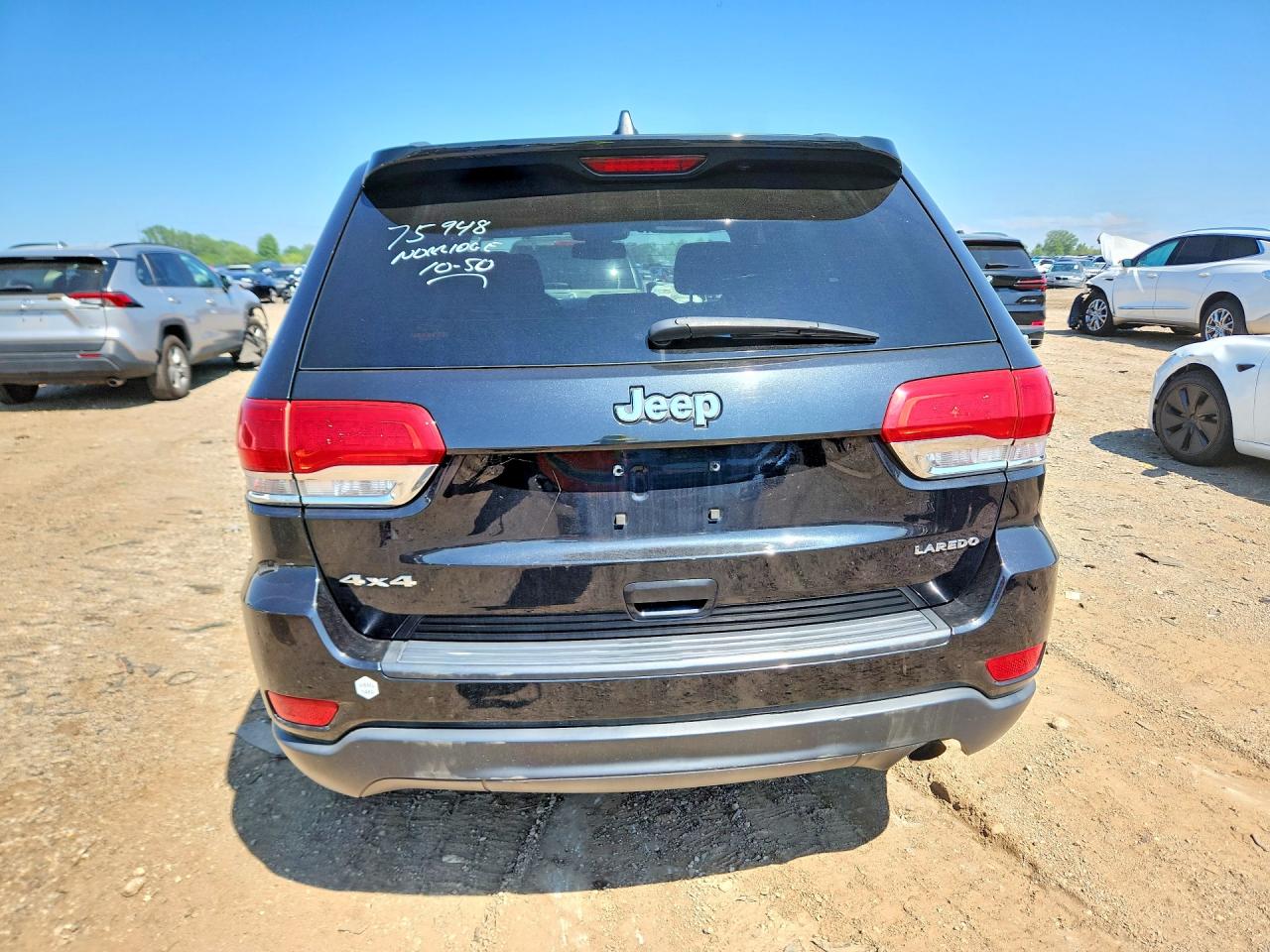 2015 Jeep Grand Cherokee Laredo Черный vin: 1C4RJFAG0FC140592