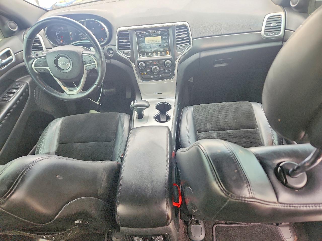 2015 Jeep Grand Cherokee Laredo Silver vin: 1C4RJFAG0FC171602