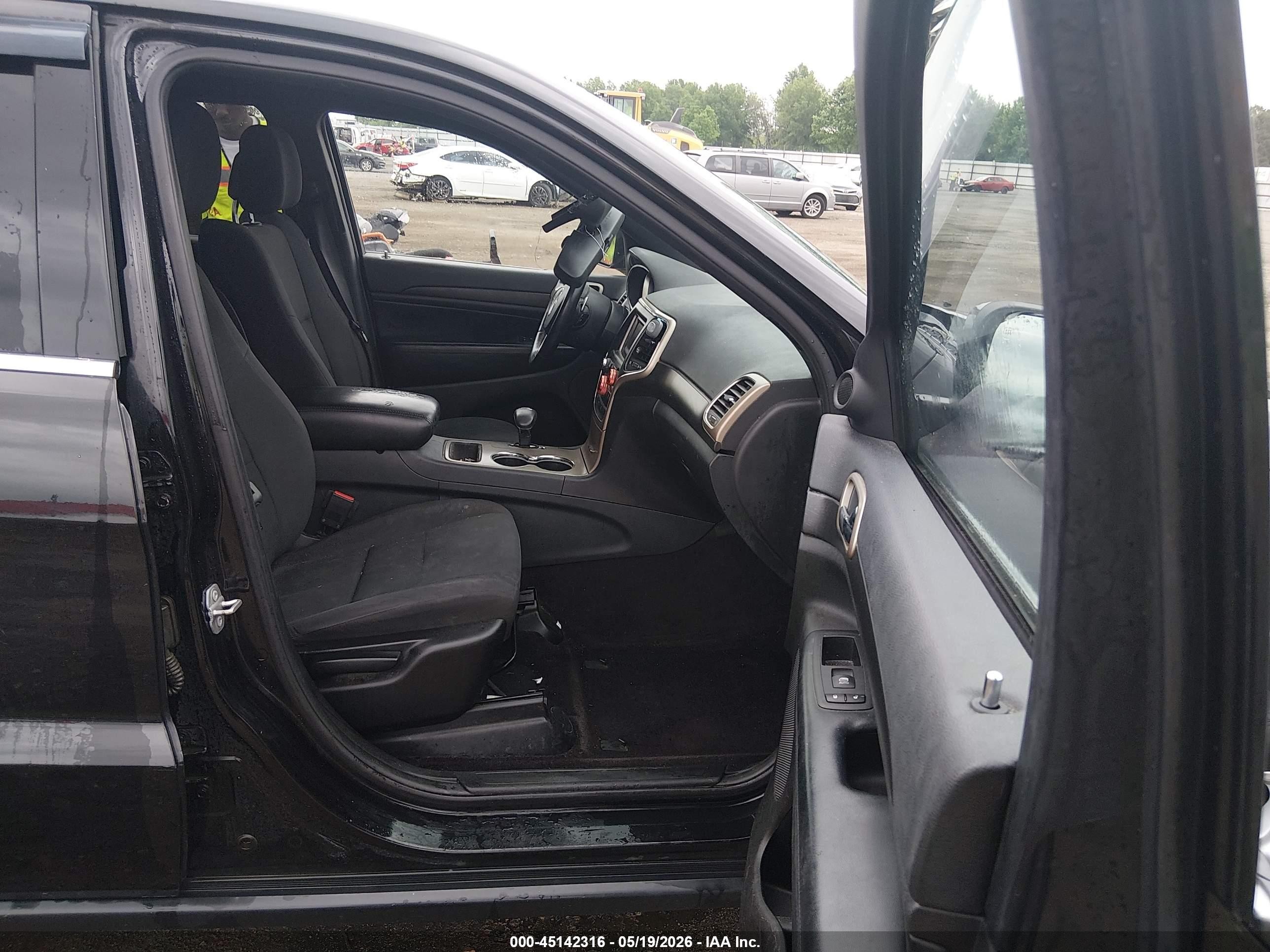 2015 Jeep Grand Cherokee Laredo Black vin: 1C4RJFAG0FC173754