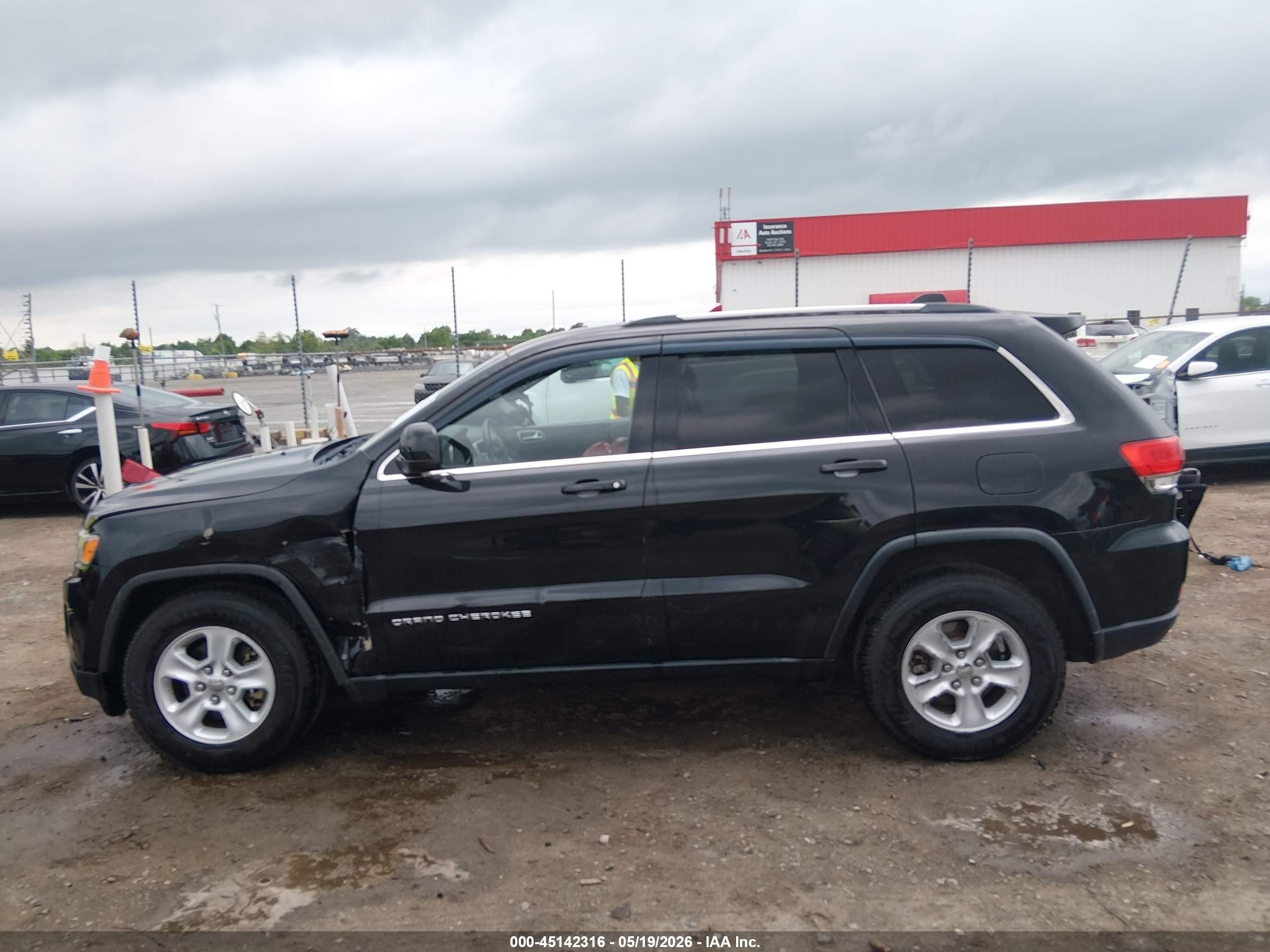 2015 Jeep Grand Cherokee Laredo Black vin: 1C4RJFAG0FC173754