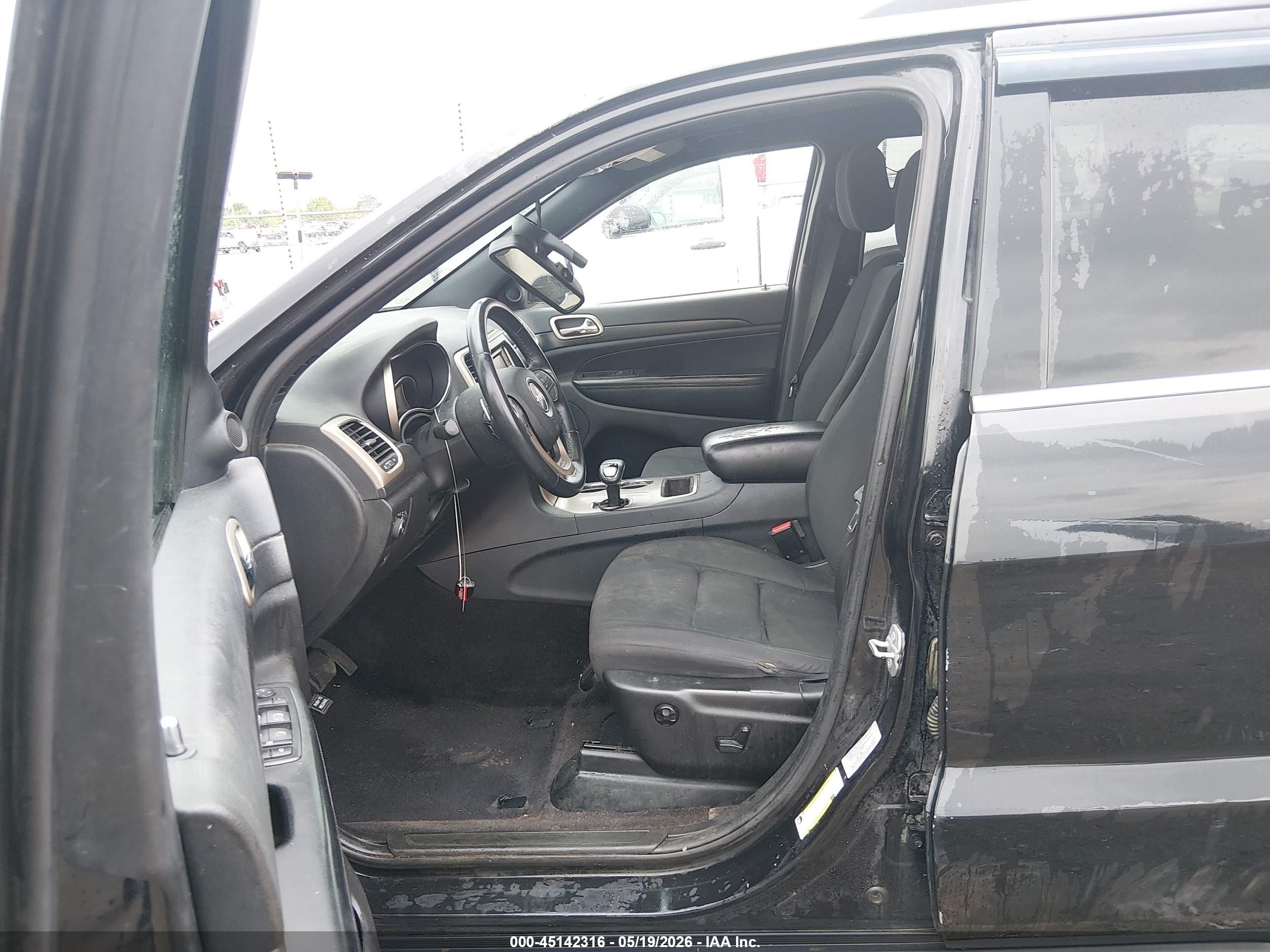 2015 Jeep Grand Cherokee Laredo Black vin: 1C4RJFAG0FC173754