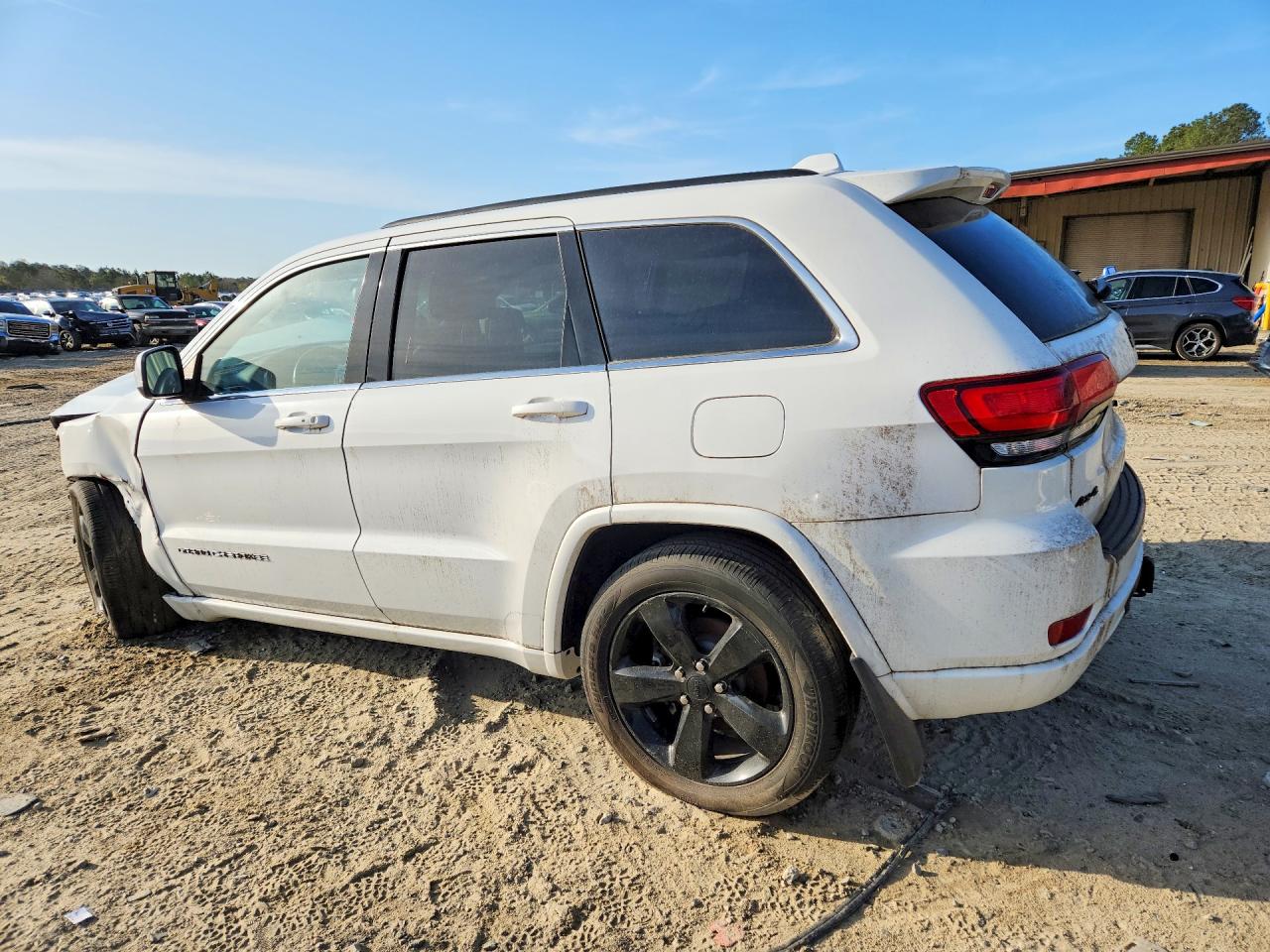 2015 Jeep Grand Cherokee Laredo White vin: 1C4RJFAG0FC186942