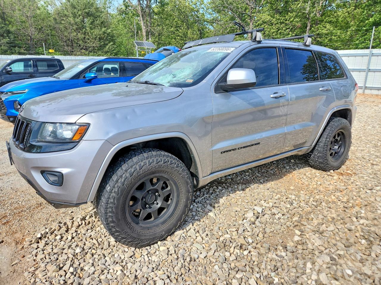 2015 Jeep Grand Cherokee Laredo Серебряный vin: 1C4RJFAG0FC209510